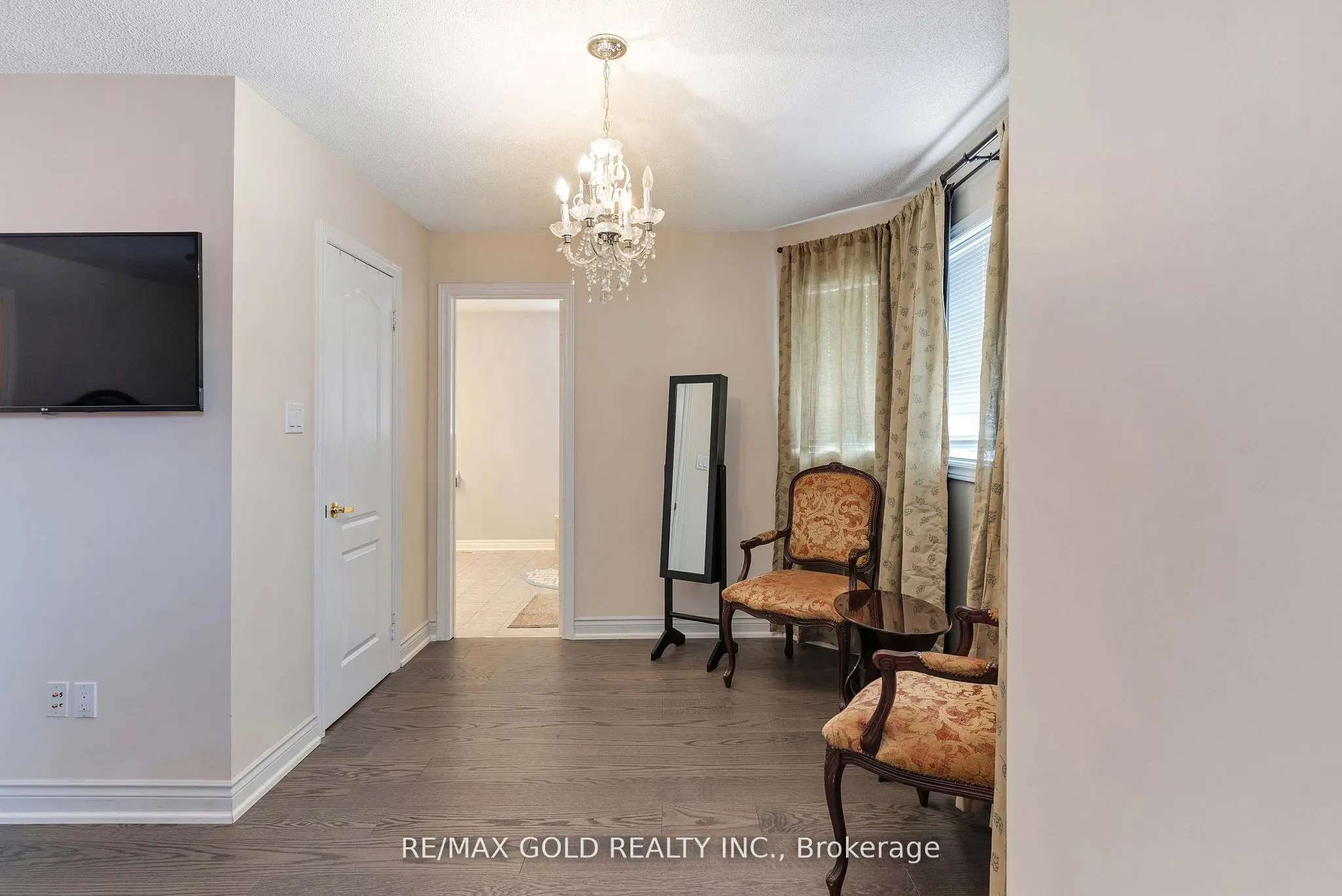 14 Country Stroll Crescent