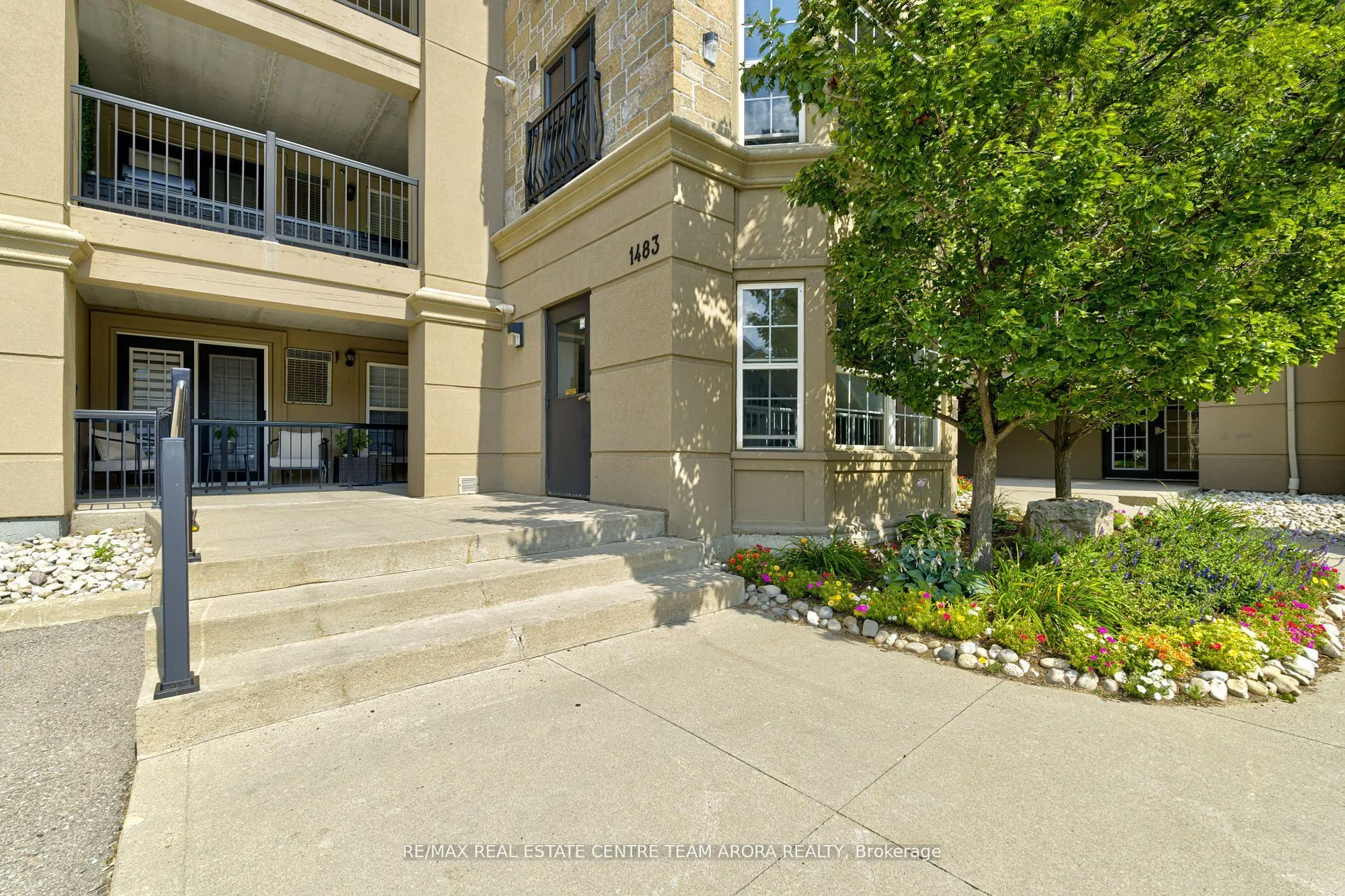1483 Maple Avenue, #408