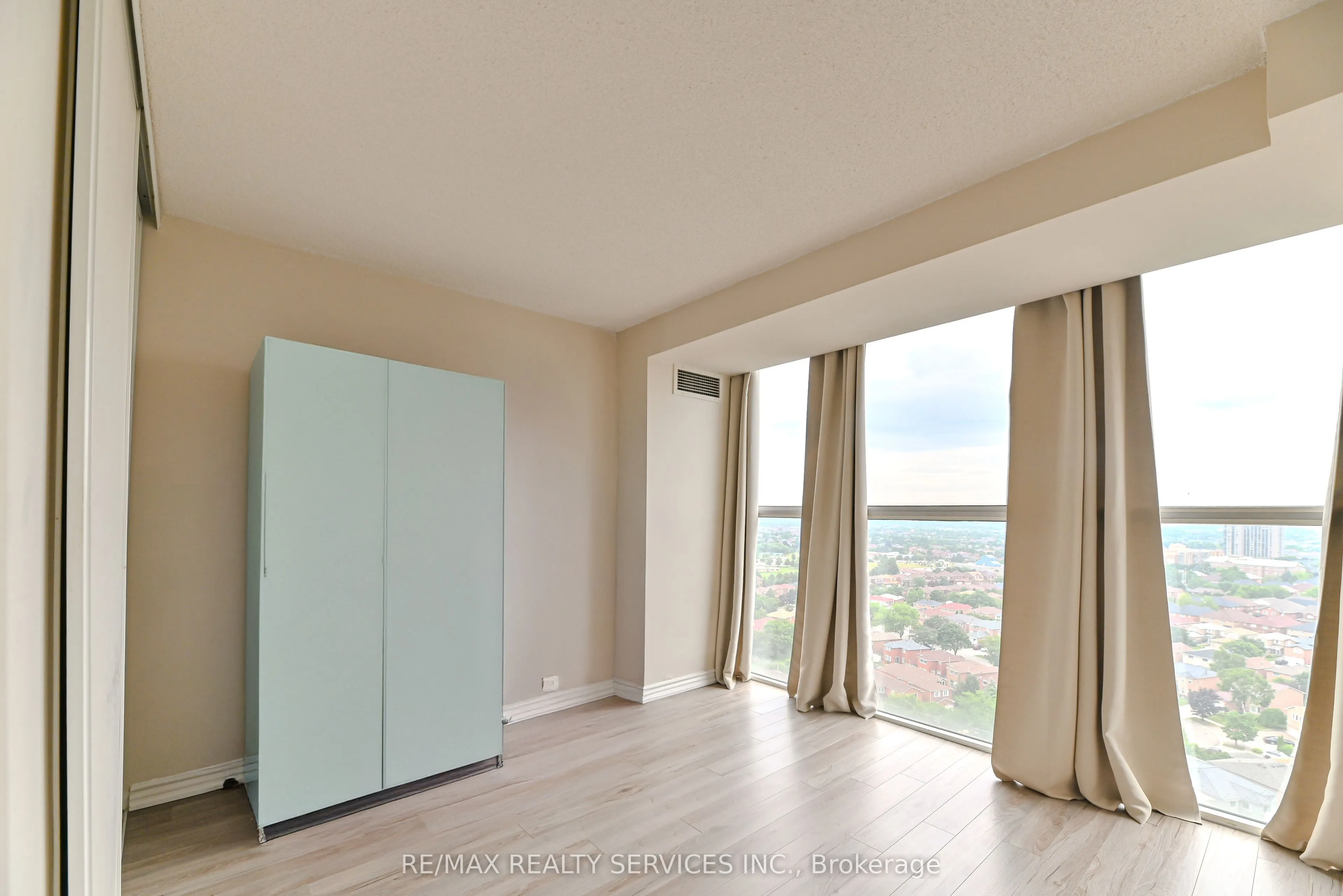 35 Trailwood Drive, #1911