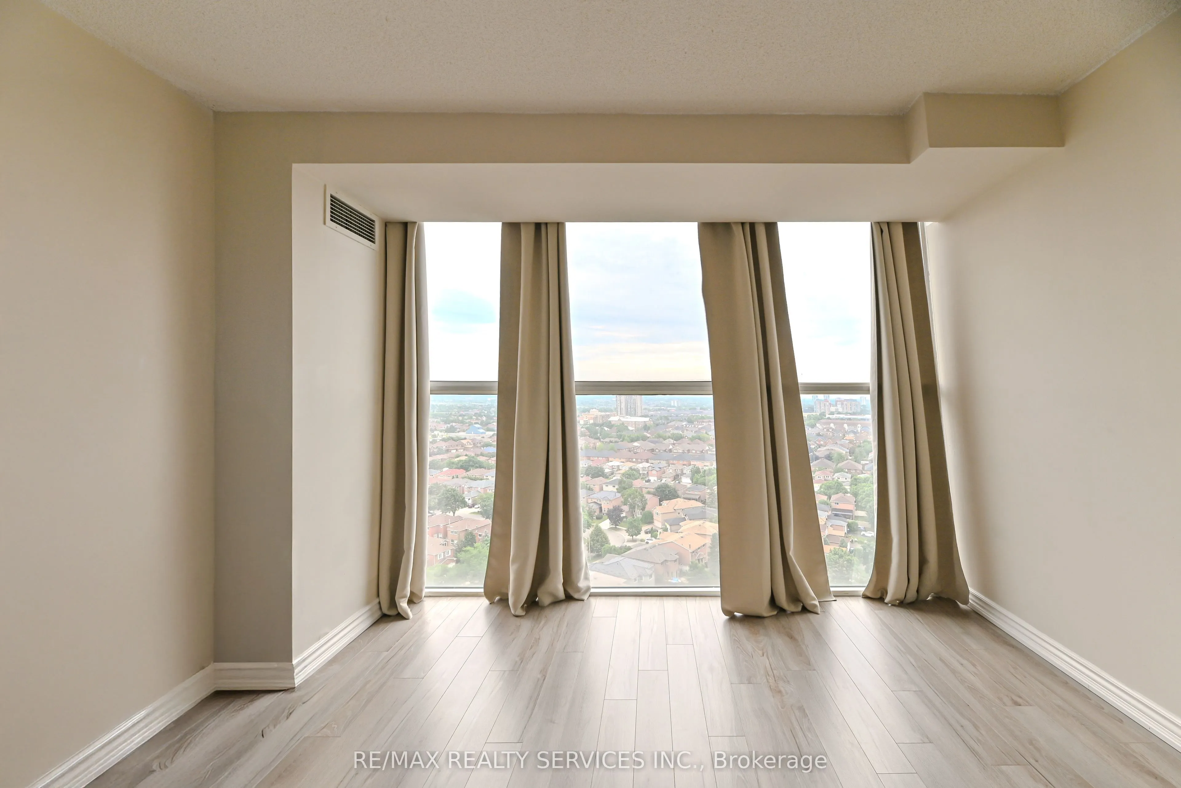 35 Trailwood Drive, #1911