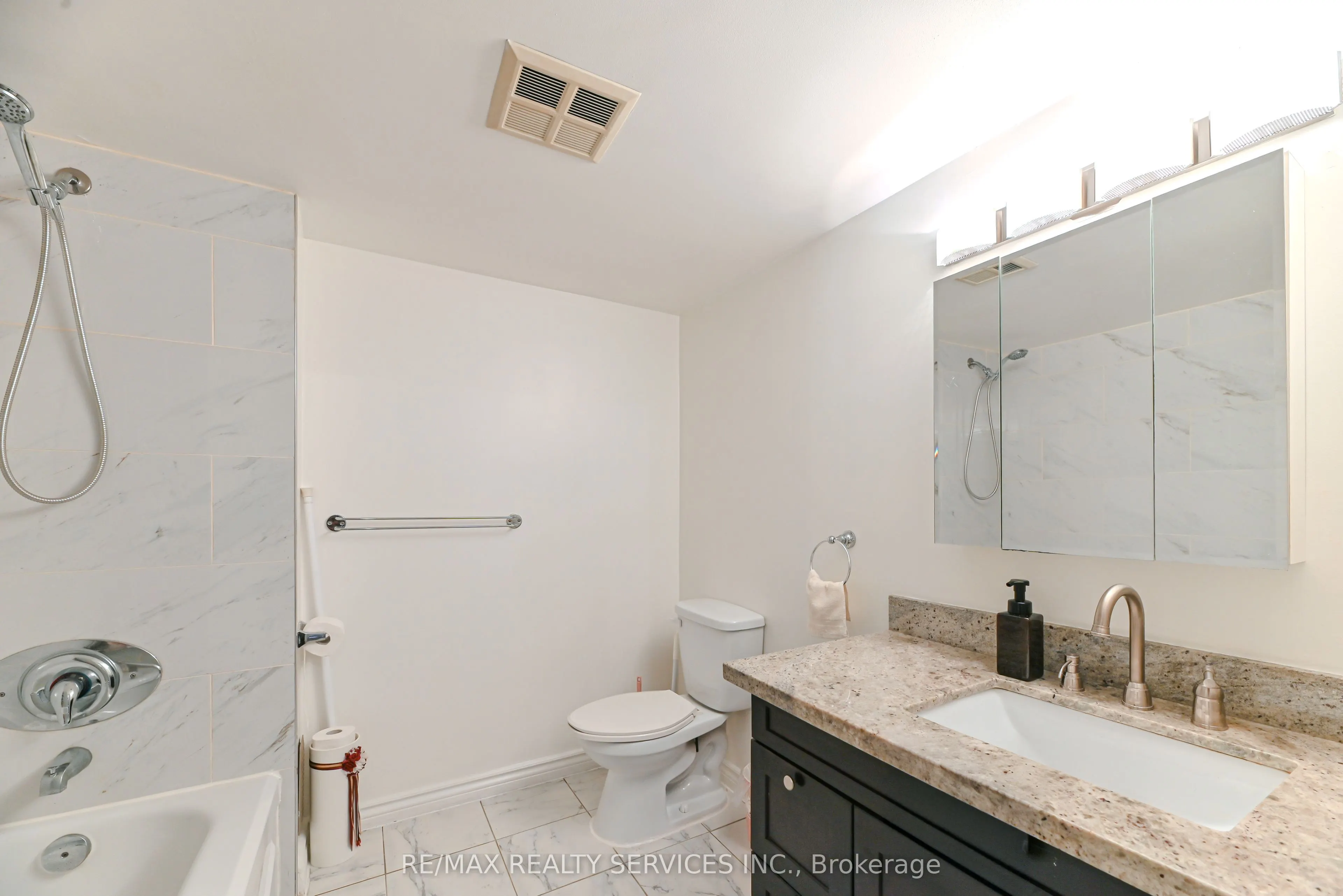 35 Trailwood Drive, #1911
