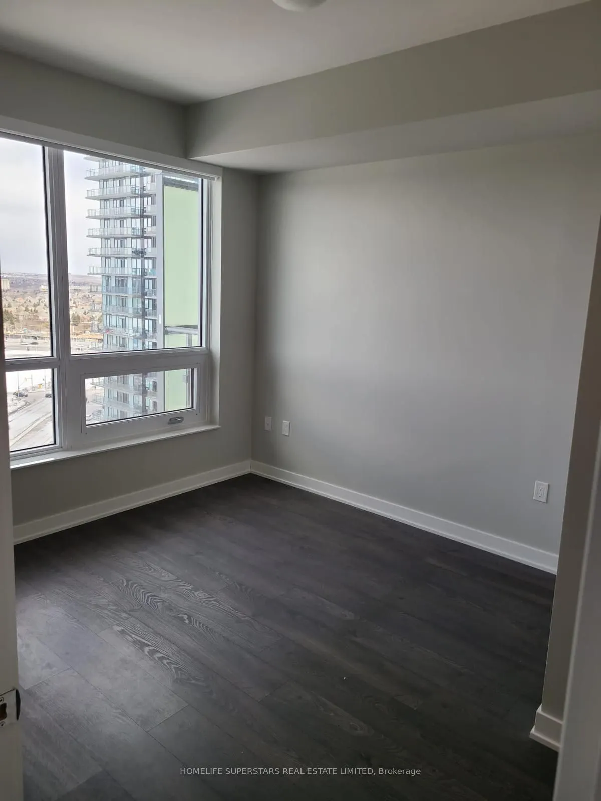 4699 Glen Erin Drive, #1401