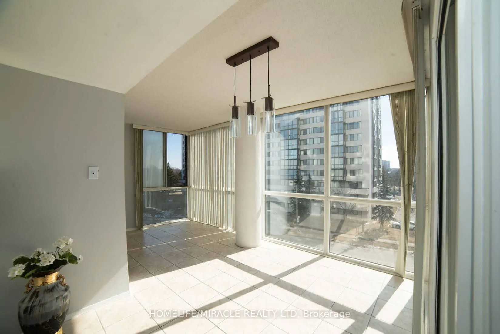 10 Markbrook Lane, #404