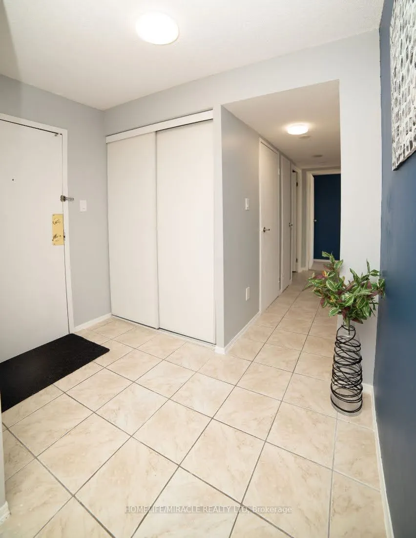 10 Markbrook Lane, #404