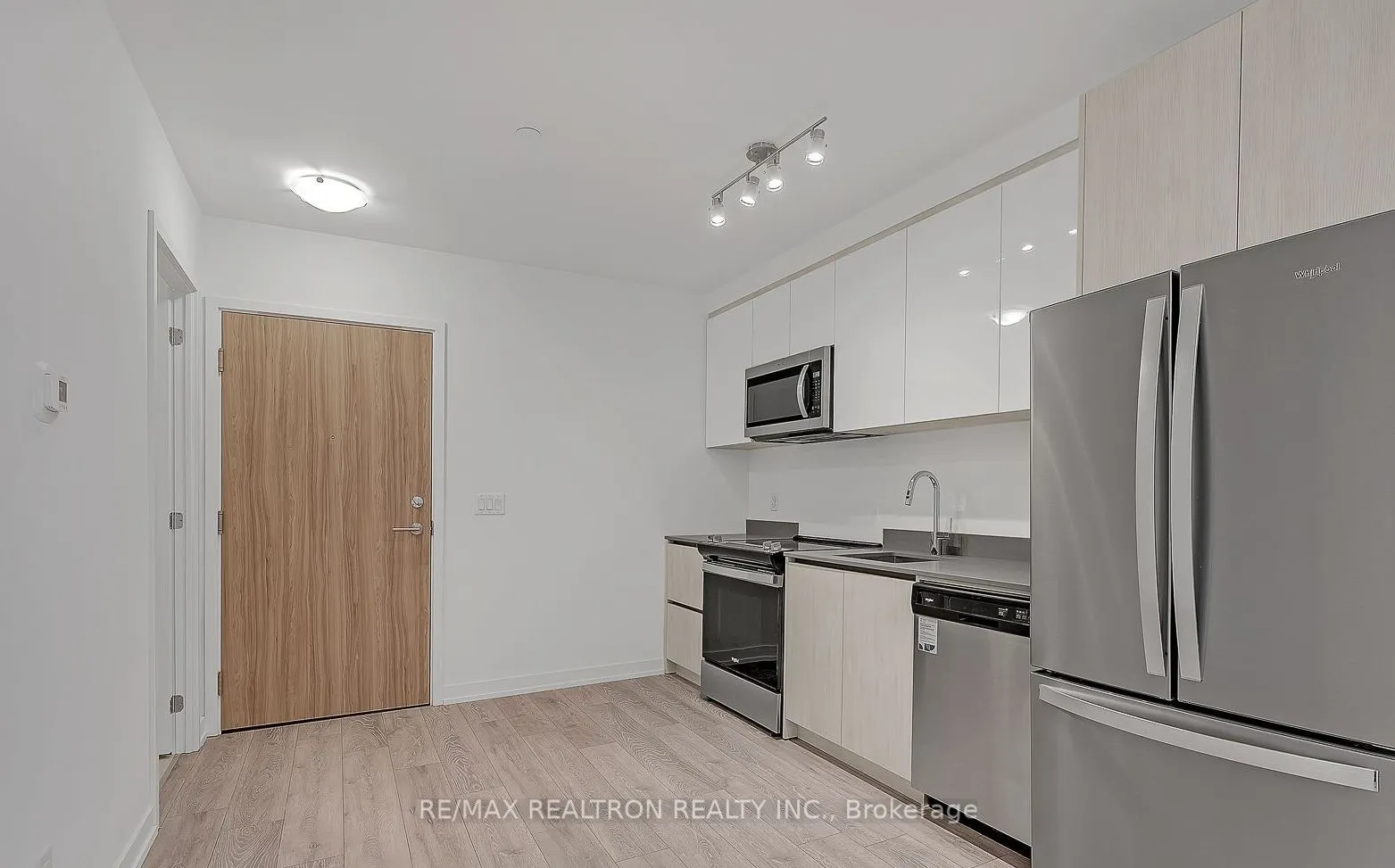 3100 Keele Street, #304