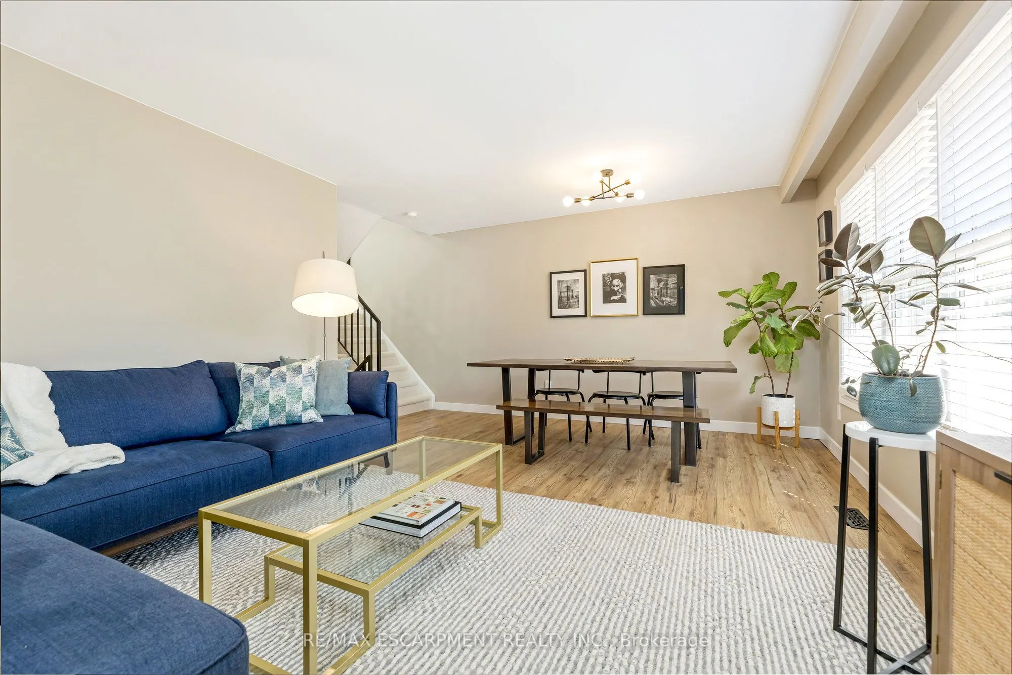 235 Bronte Street S, #16