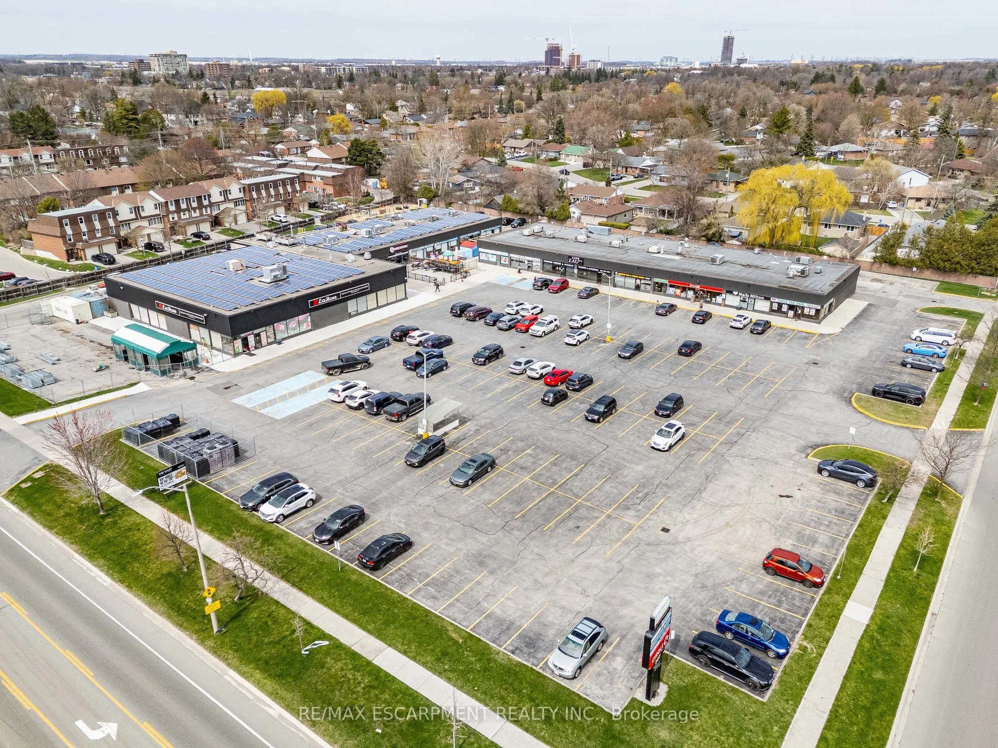 235 Bronte Street S, #16