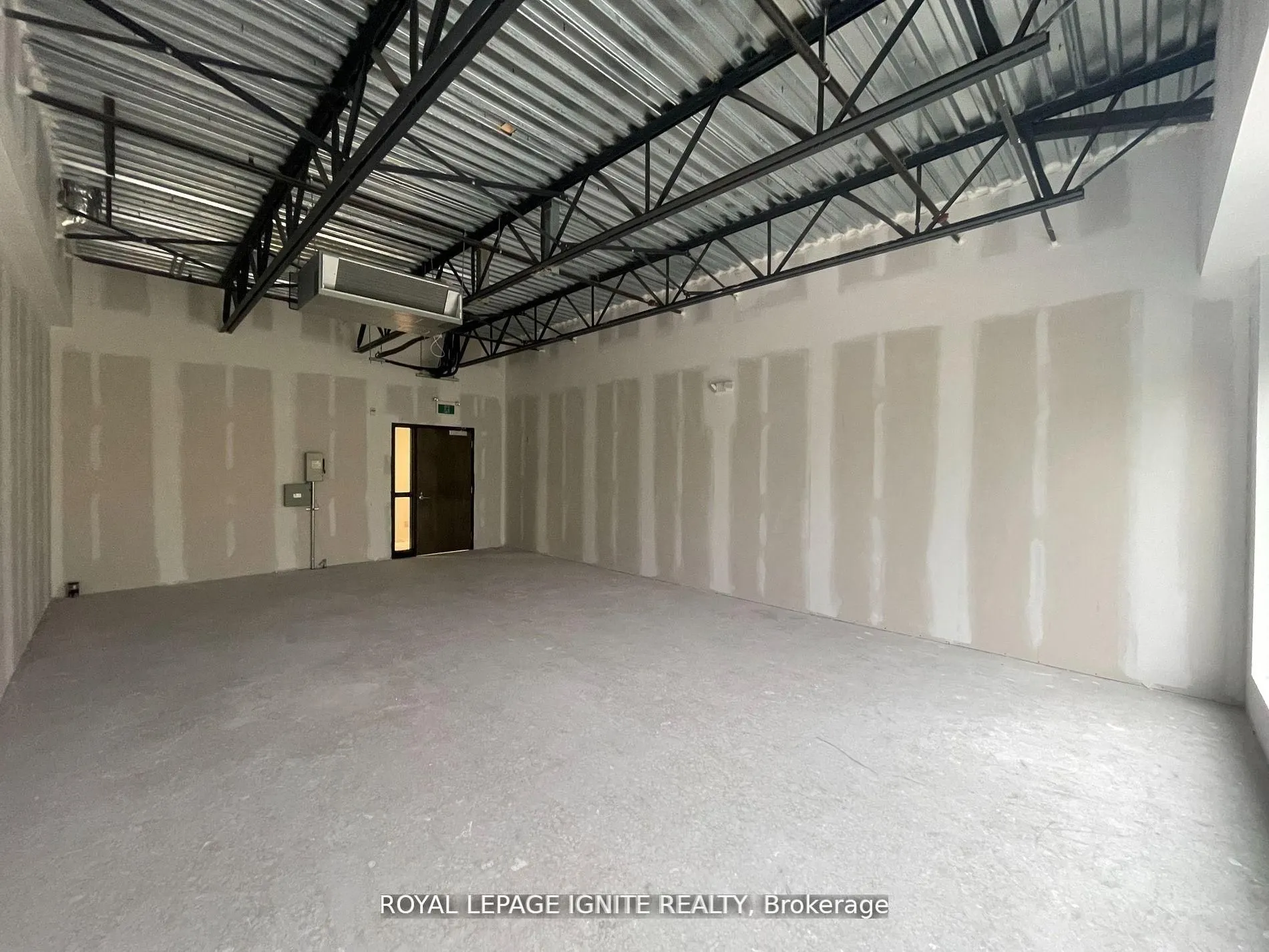 1670 North Service Road E, #306