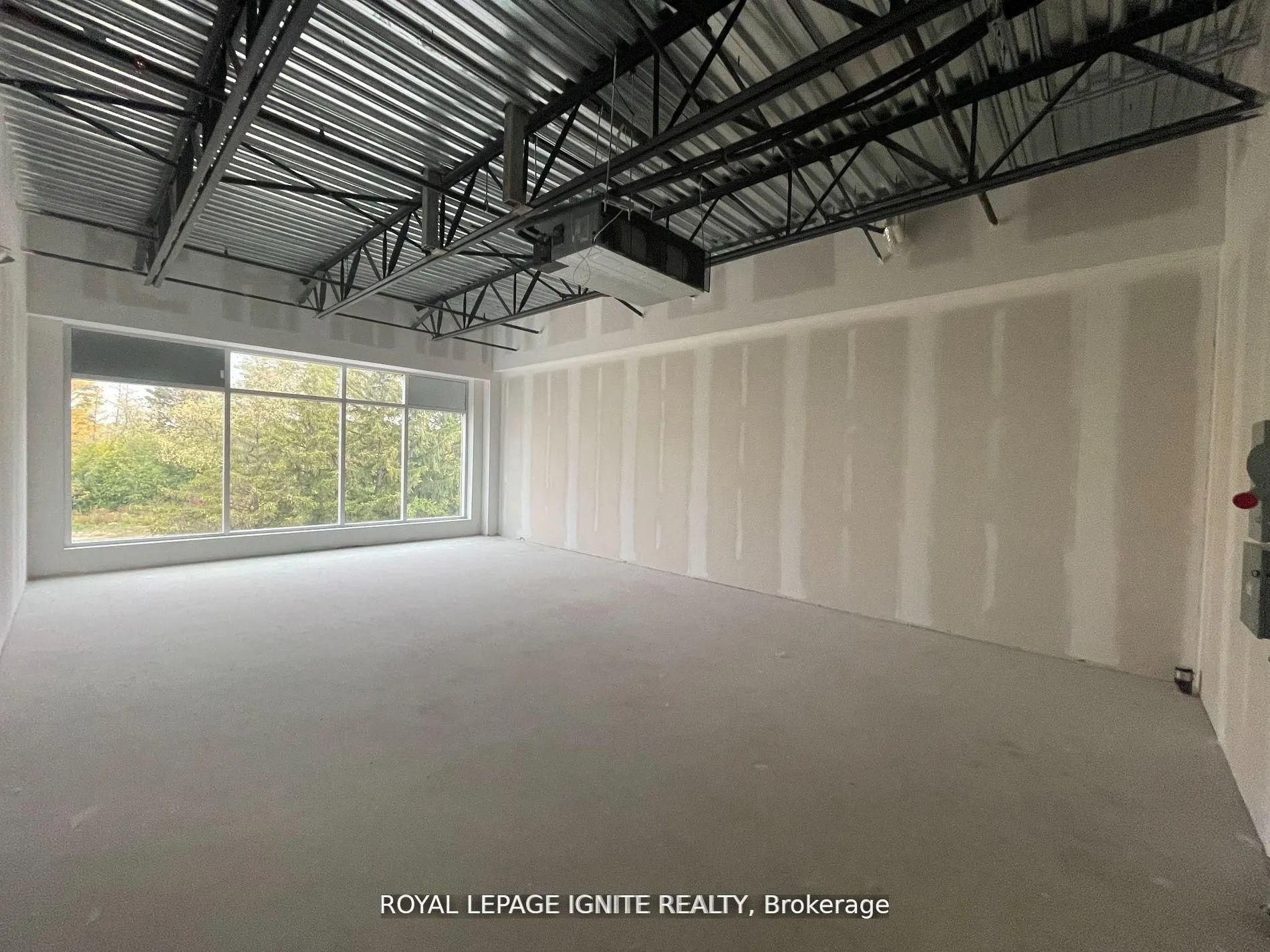 1670 North Service Road E, #306
