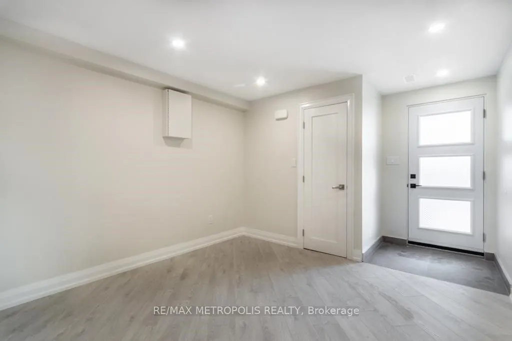 62 Davelayne Road, #Ground