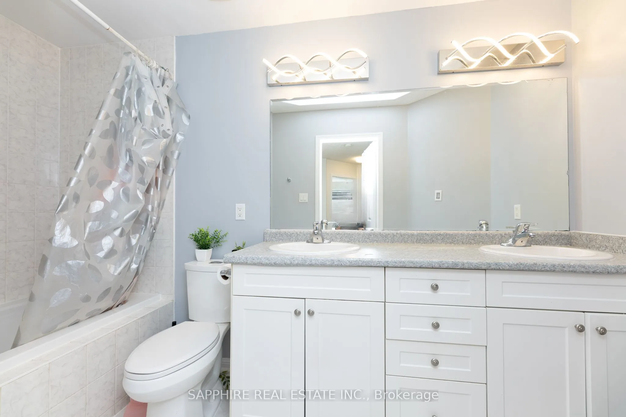 6020 Derry Road, #79