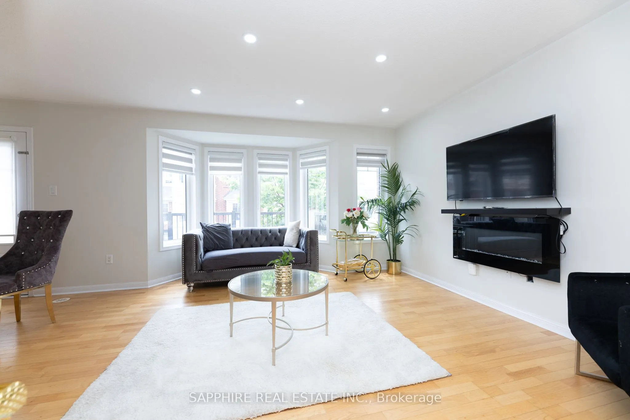 6020 Derry Road, #79