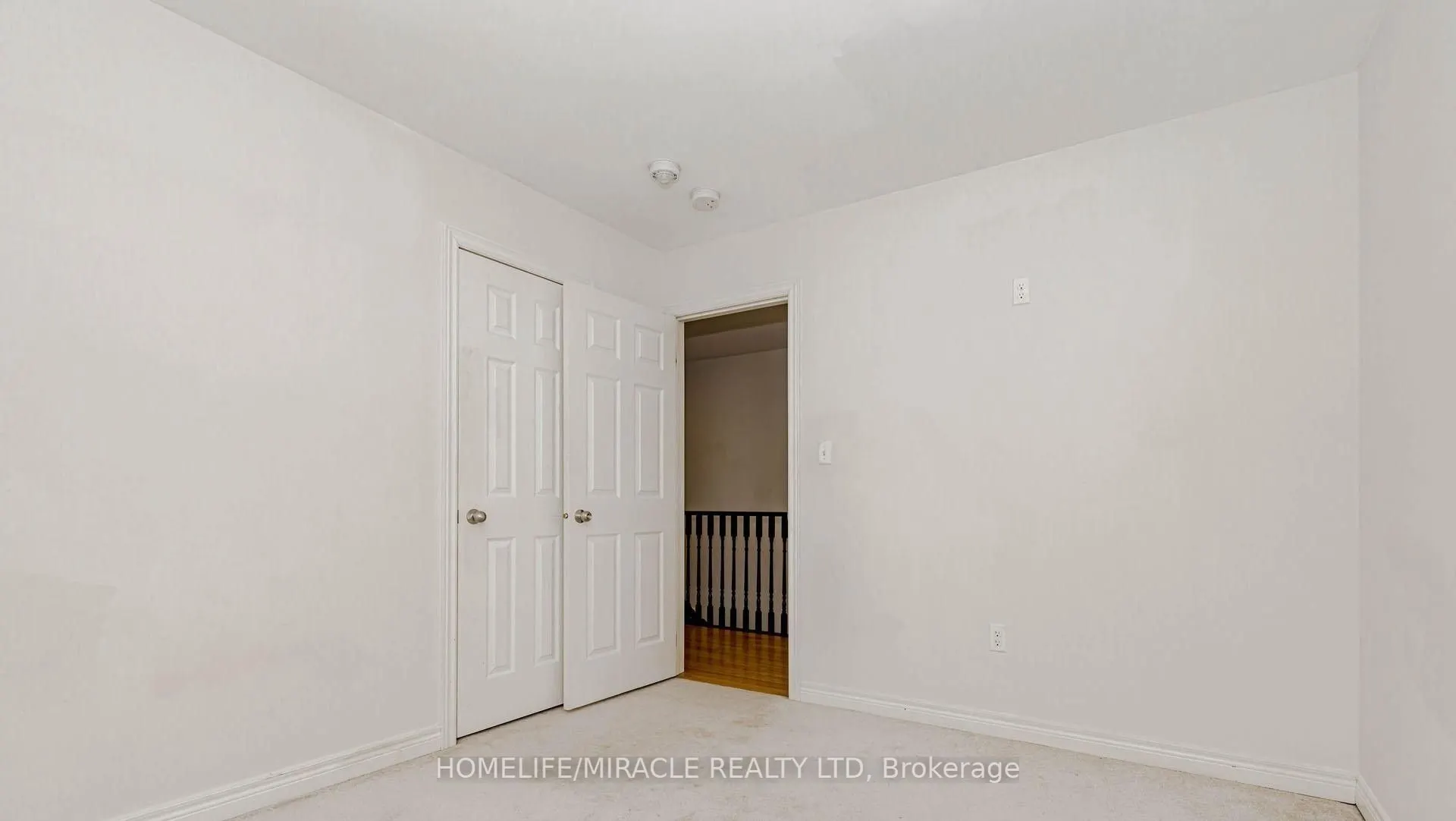 1015 Job Crescent, #Upper