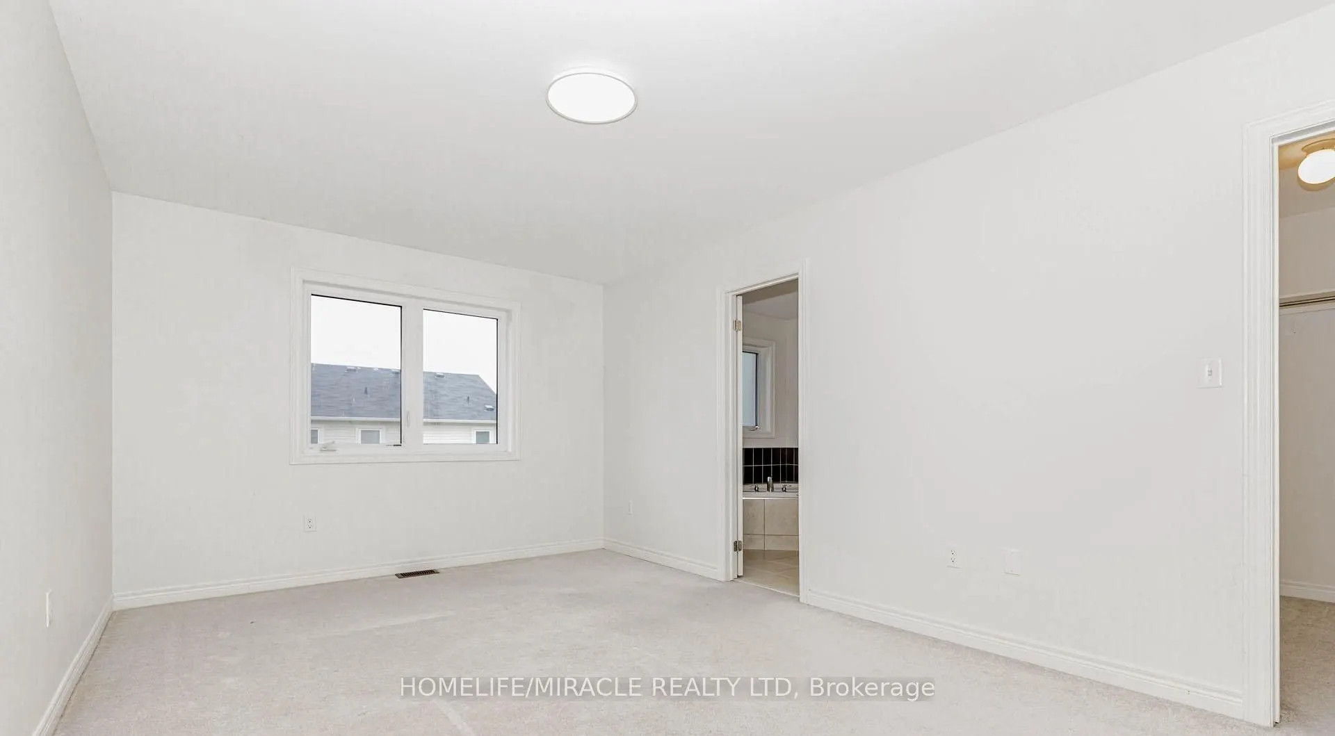 1015 Job Crescent, #Upper