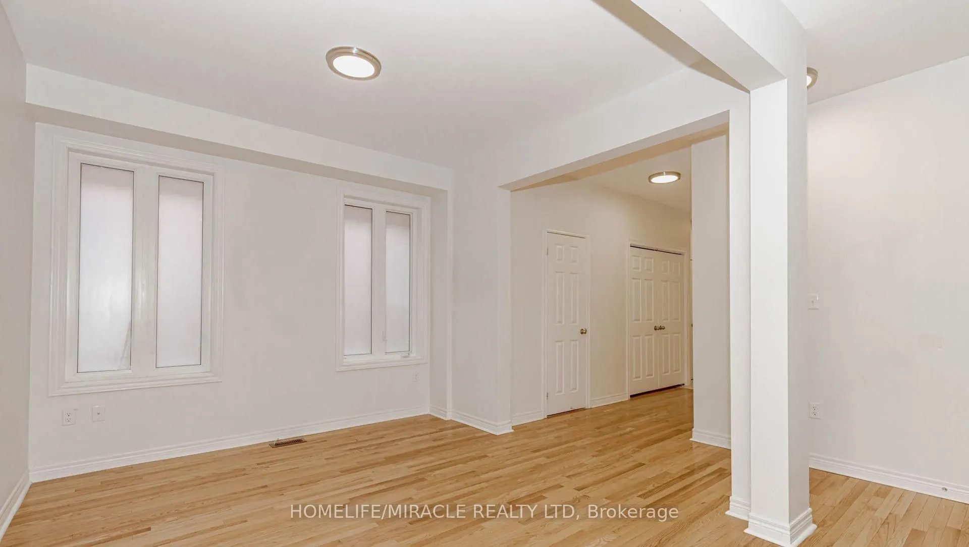 1015 Job Crescent, #Upper