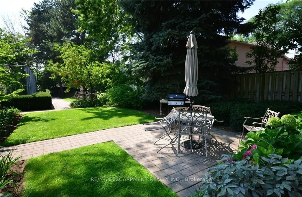 1201 North Shore Boulevard E, #302