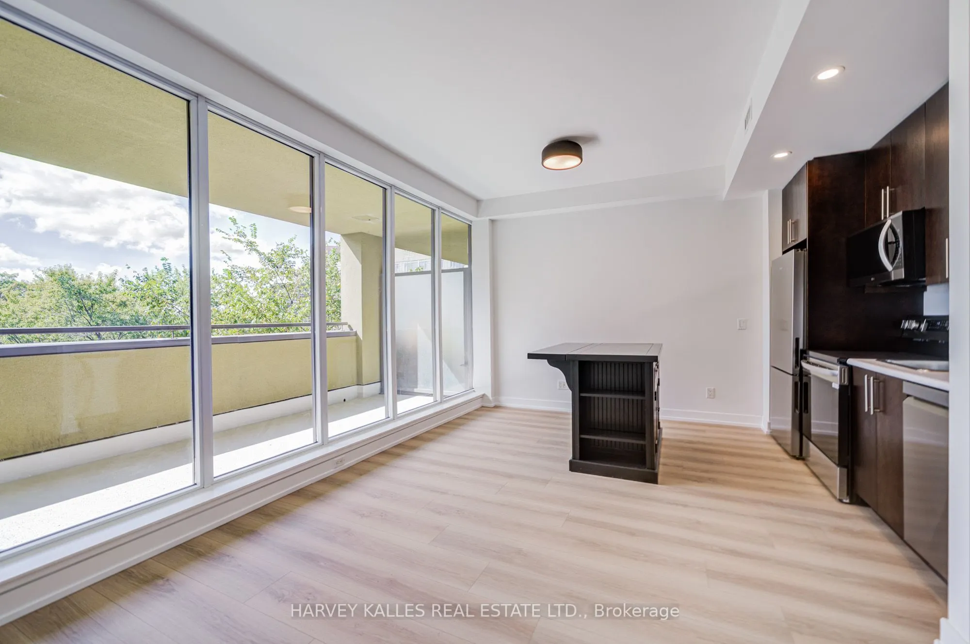 25 Ritchie Avenue, #7