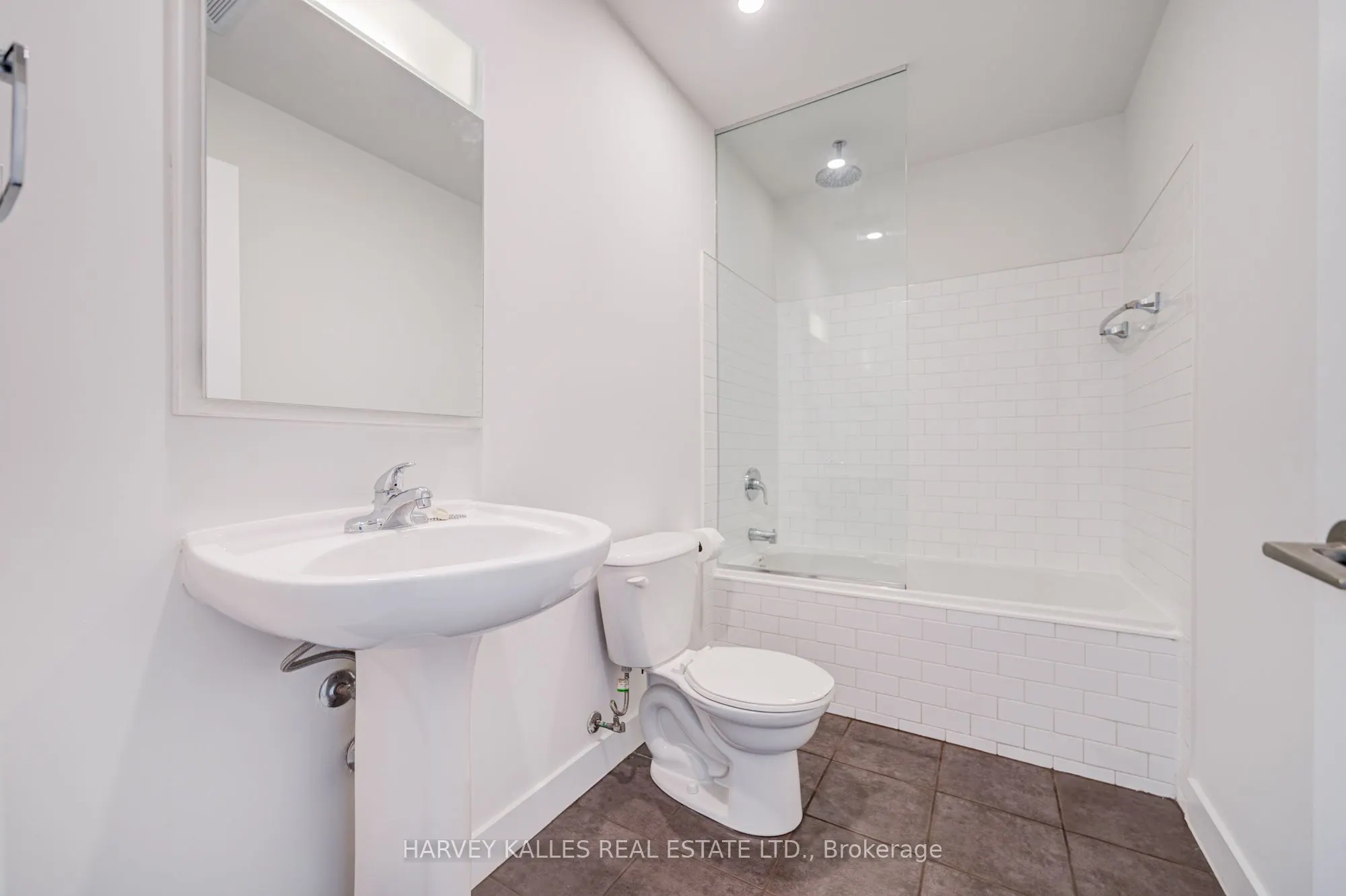 25 Ritchie Avenue, #7