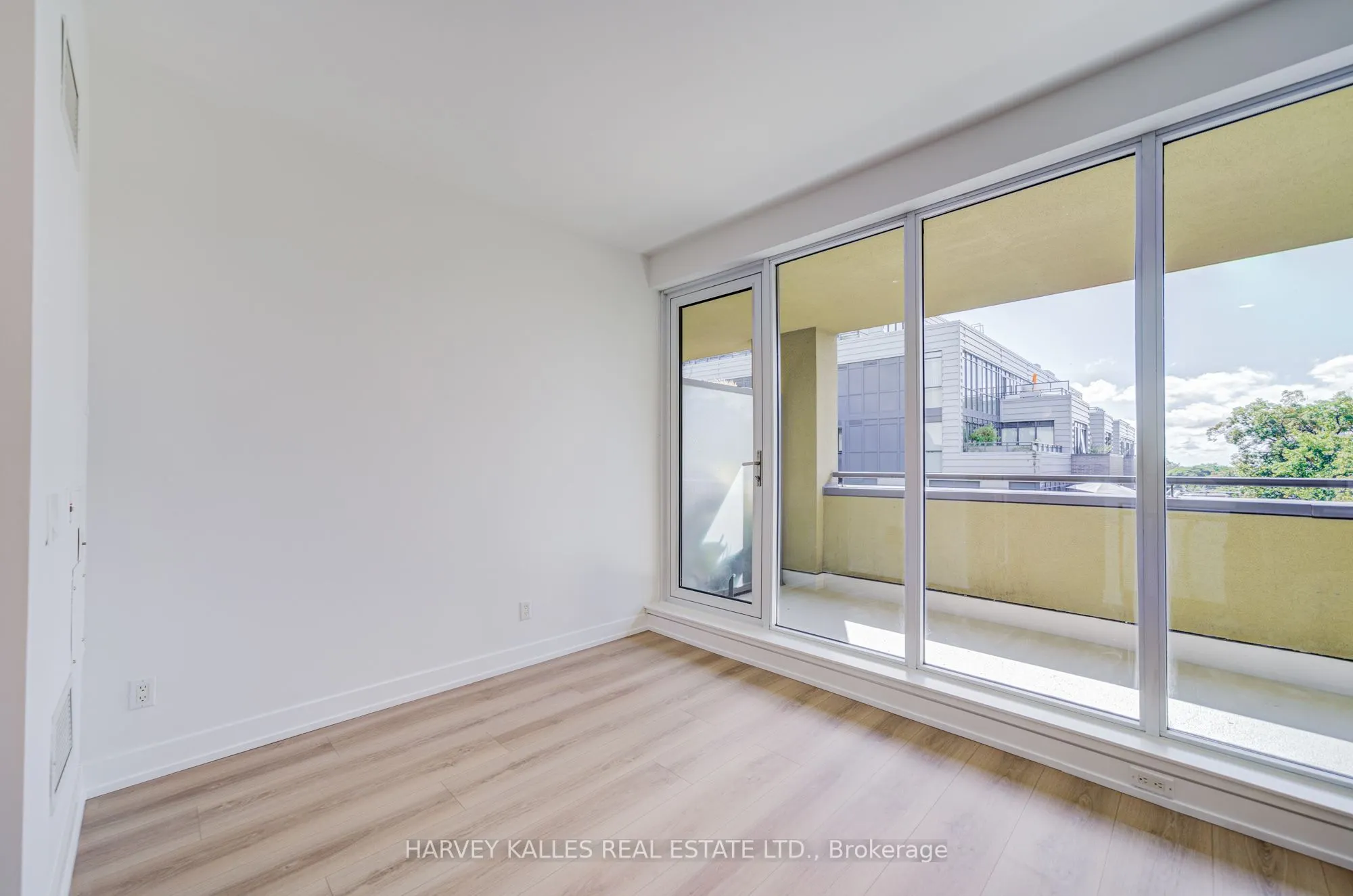 25 Ritchie Avenue, #7
