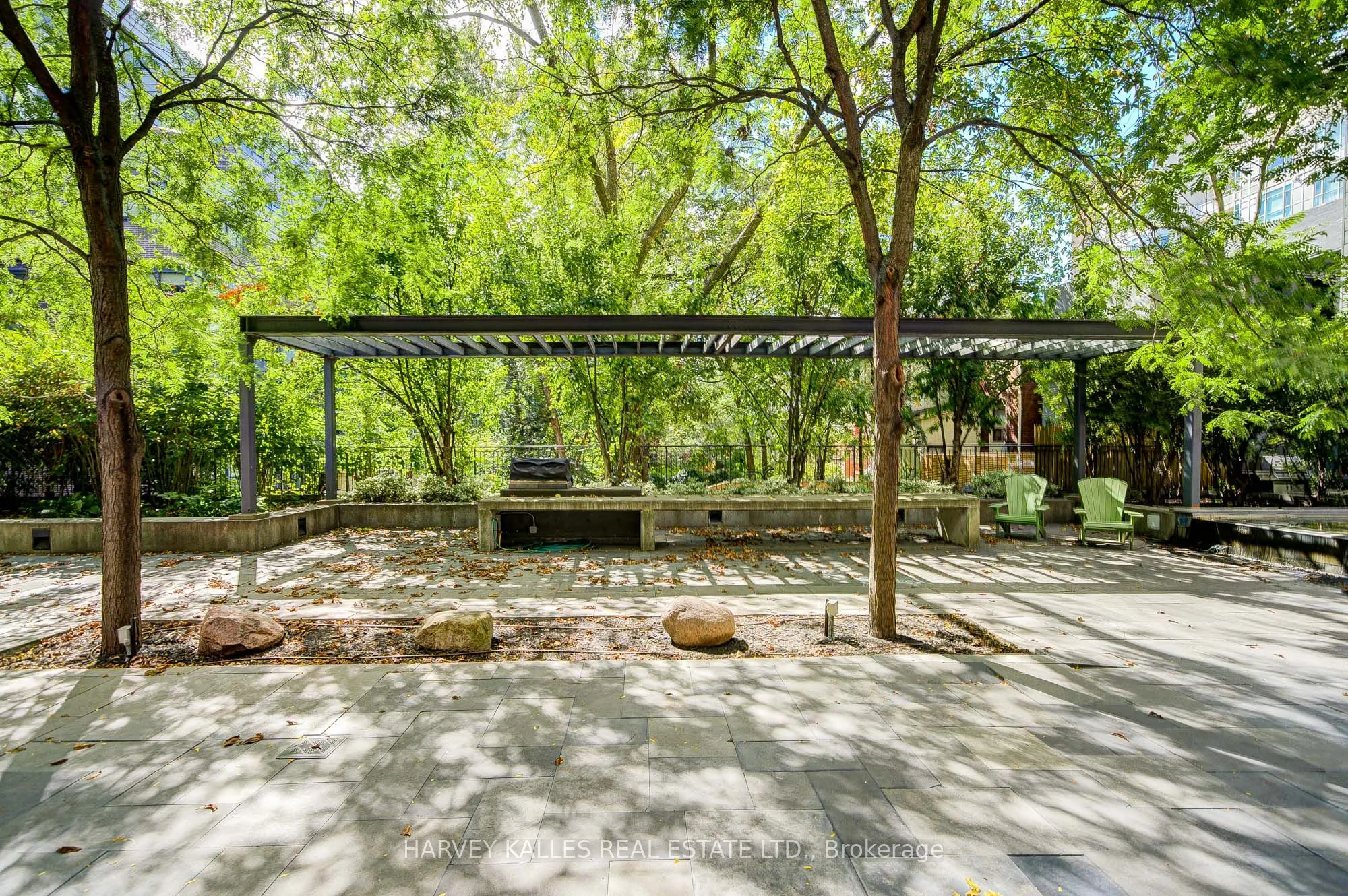 25 Ritchie Avenue, #7