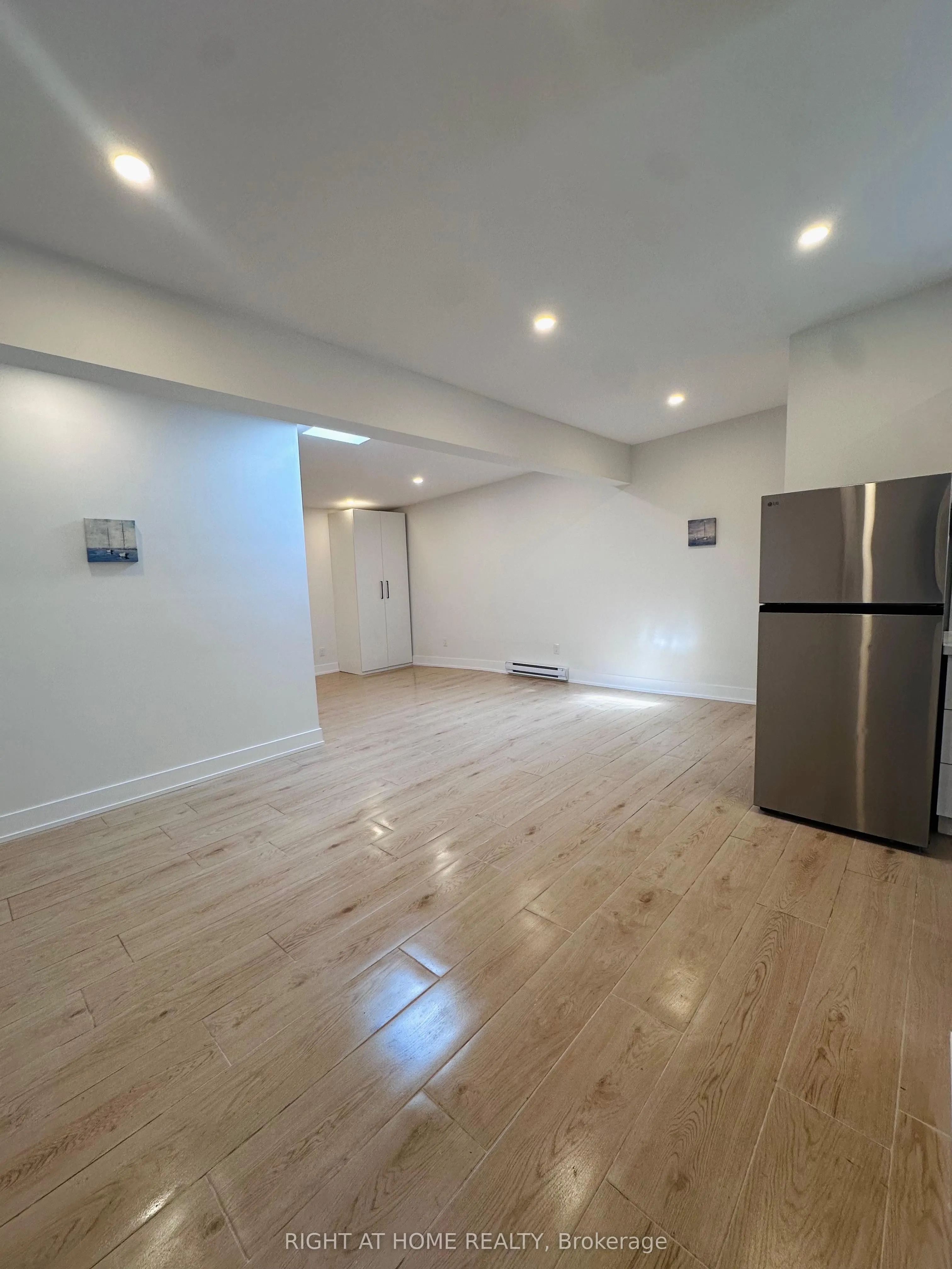 500 Salem Avenue N, #L