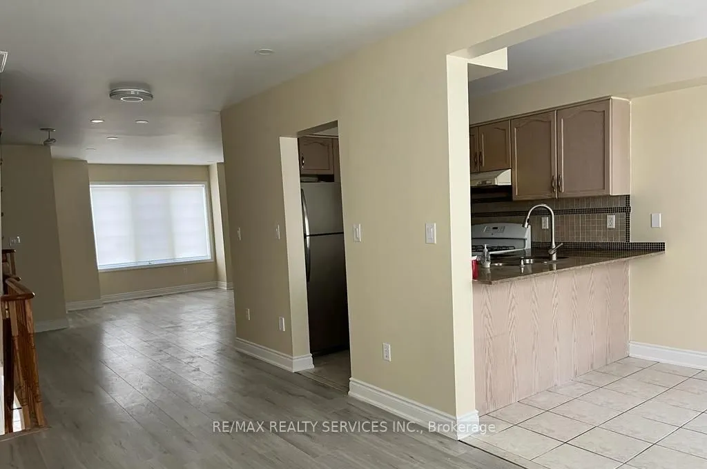 80 Acorn Place, #130