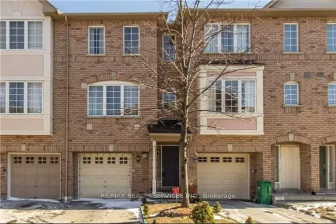 80 Acorn Place, #130