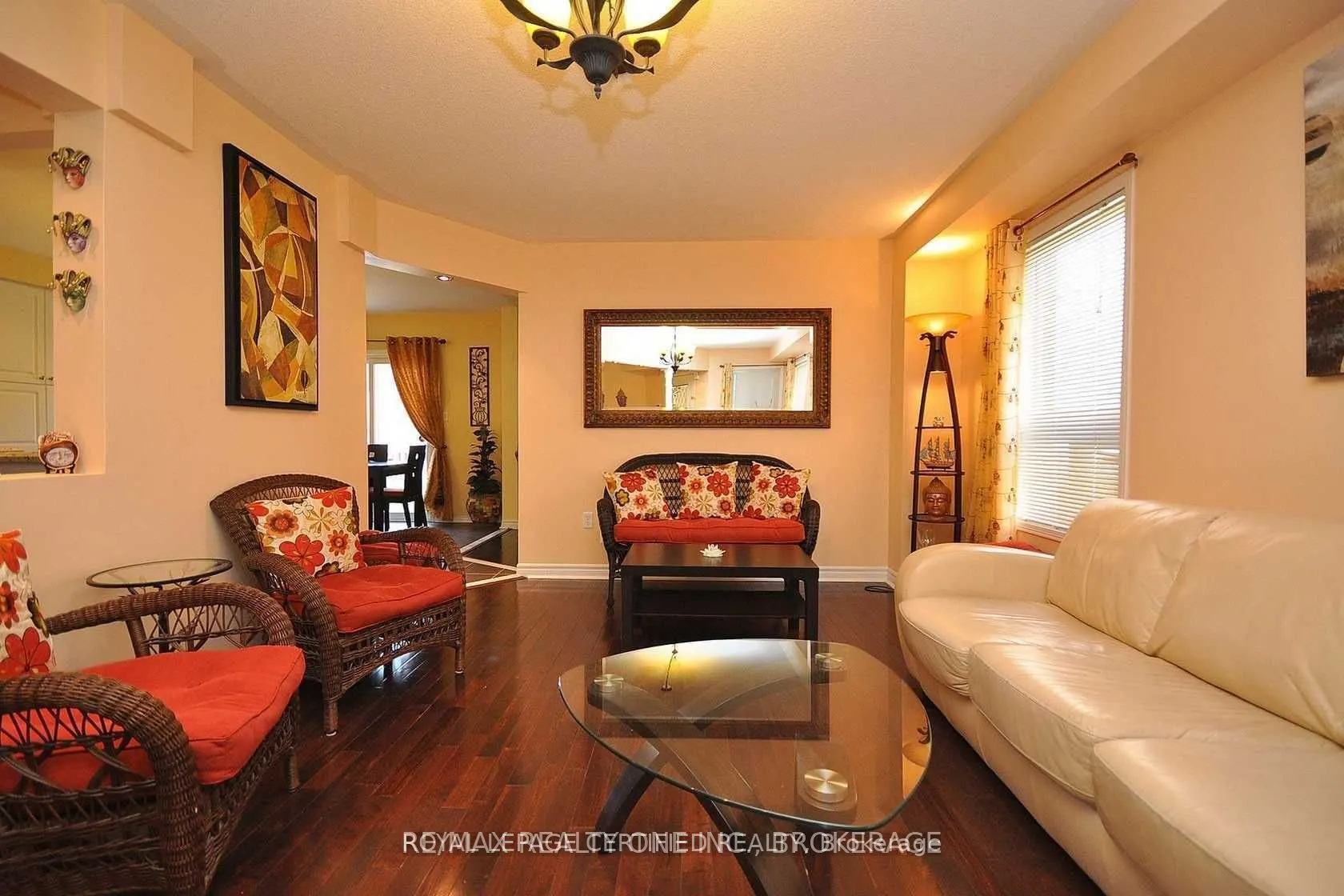 426 Orange Walk Crescent