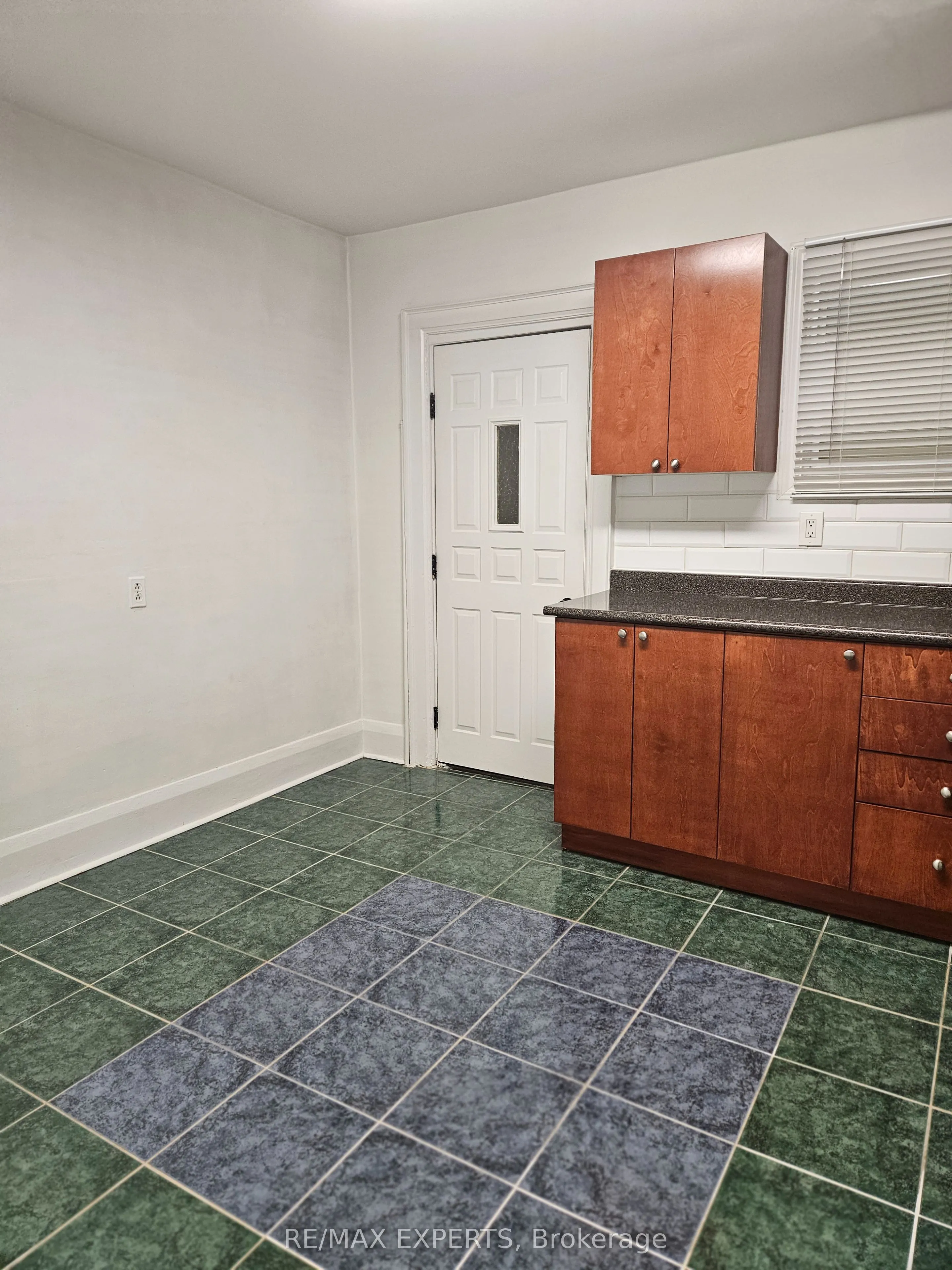 164 Prescott Avenue, #Main