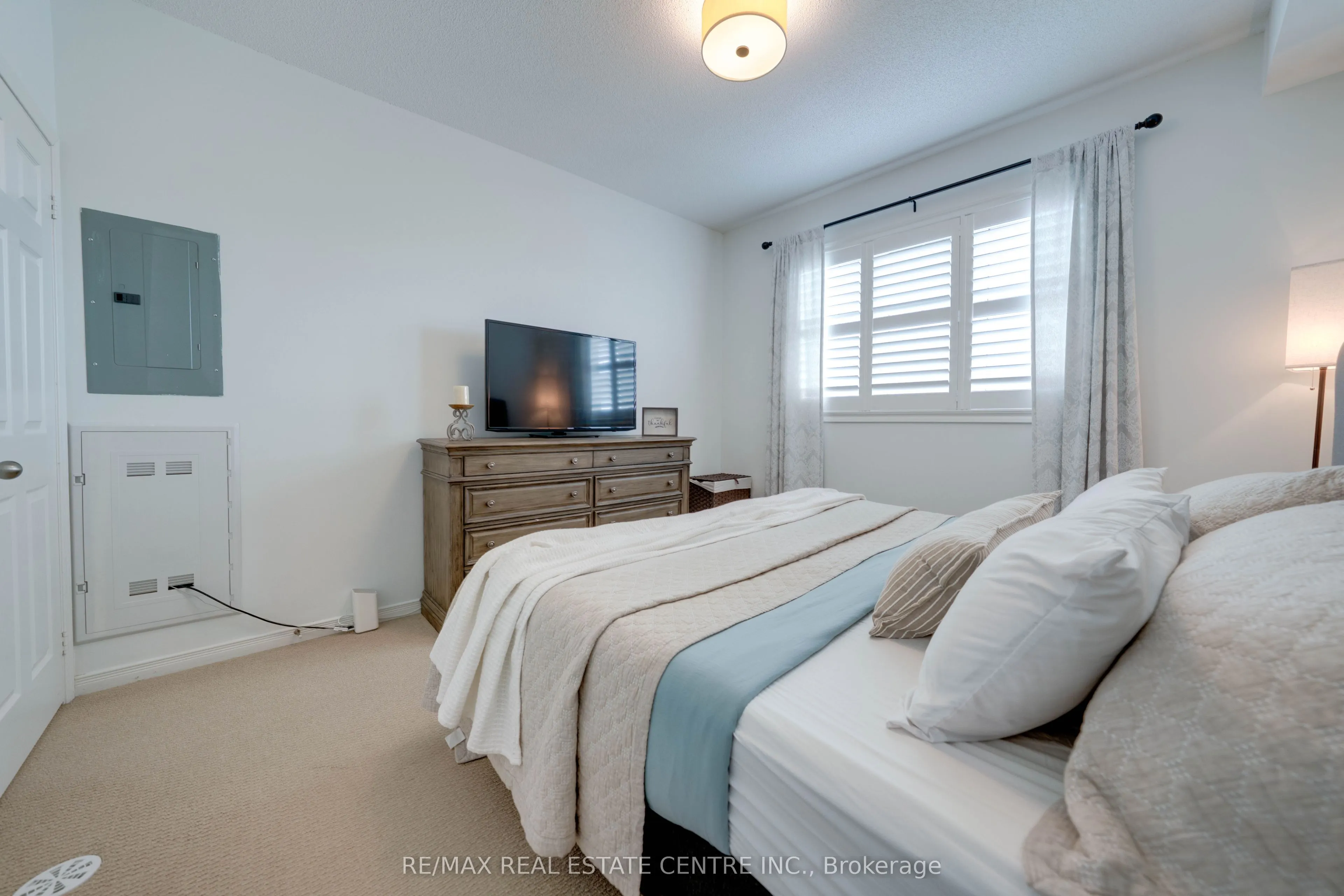 180 Howden Boulevard, #18