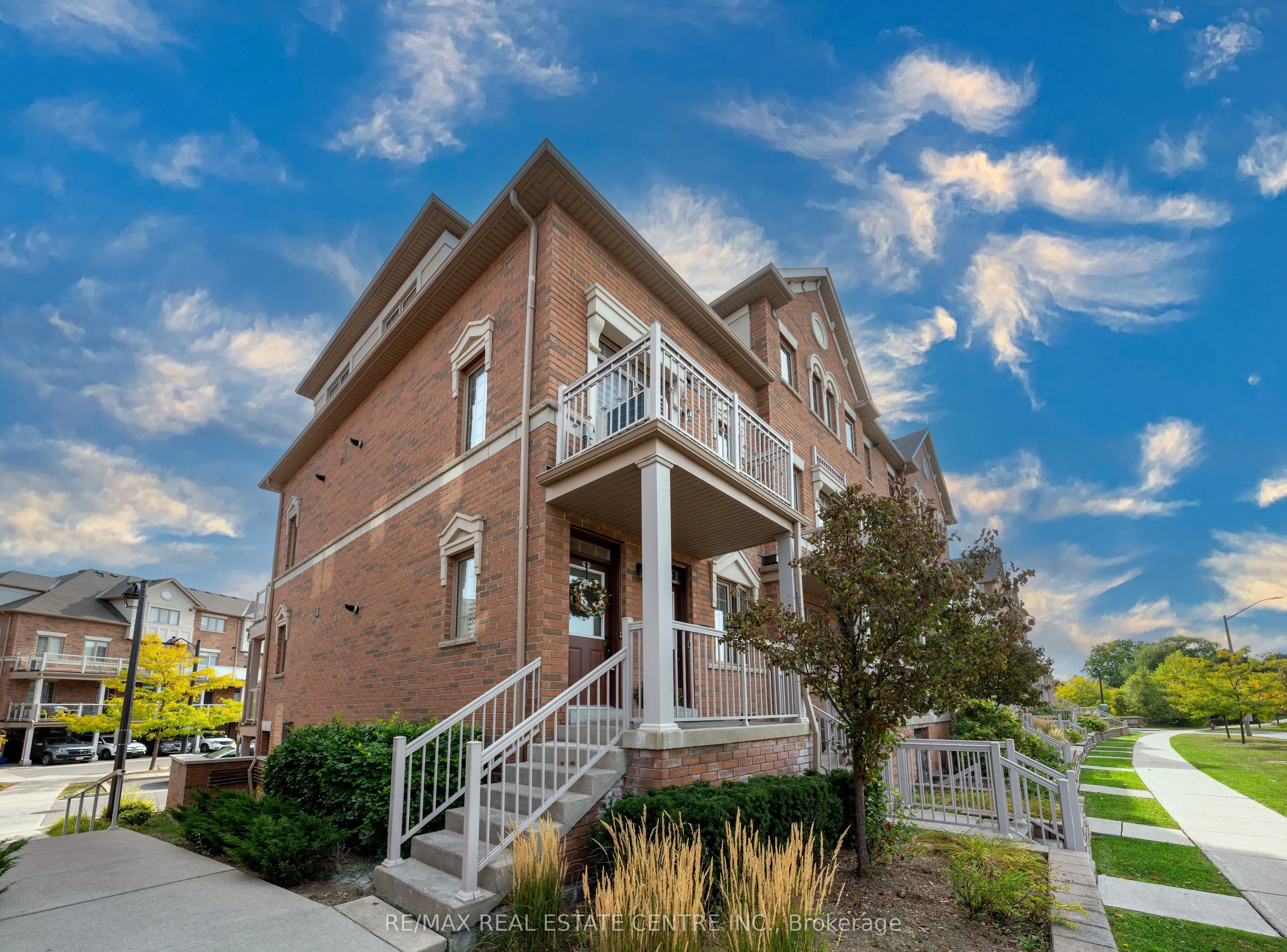 180 Howden Boulevard, #18