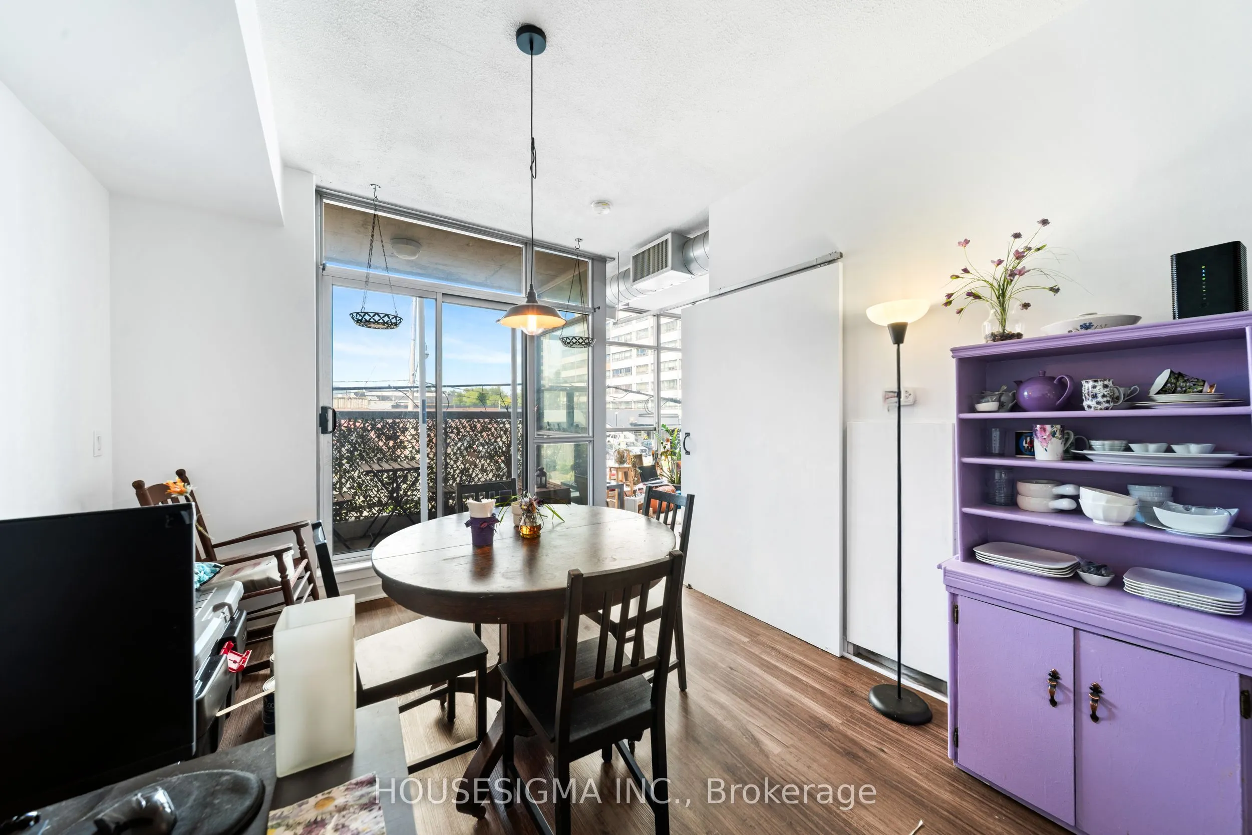 1375 Dupont Street, #210