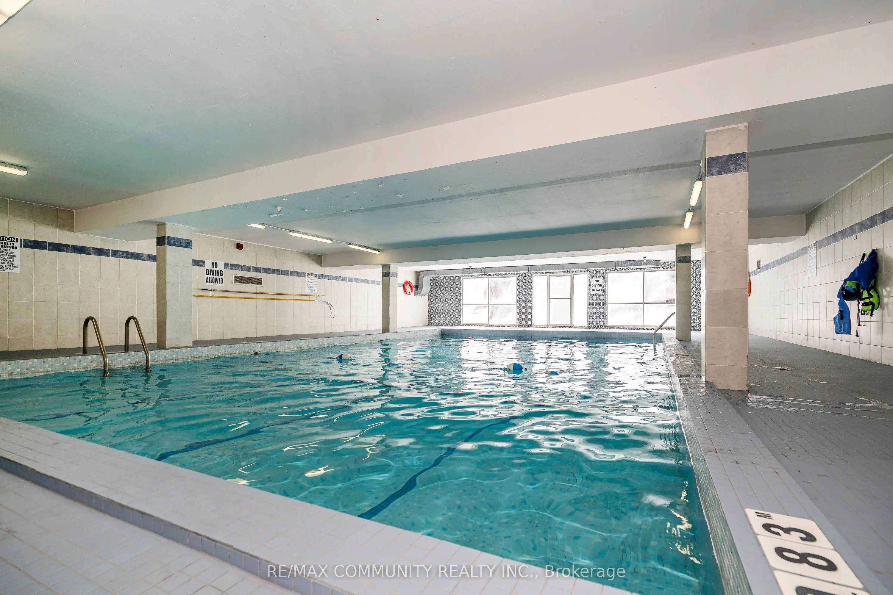 1624 Bloor Street, #9