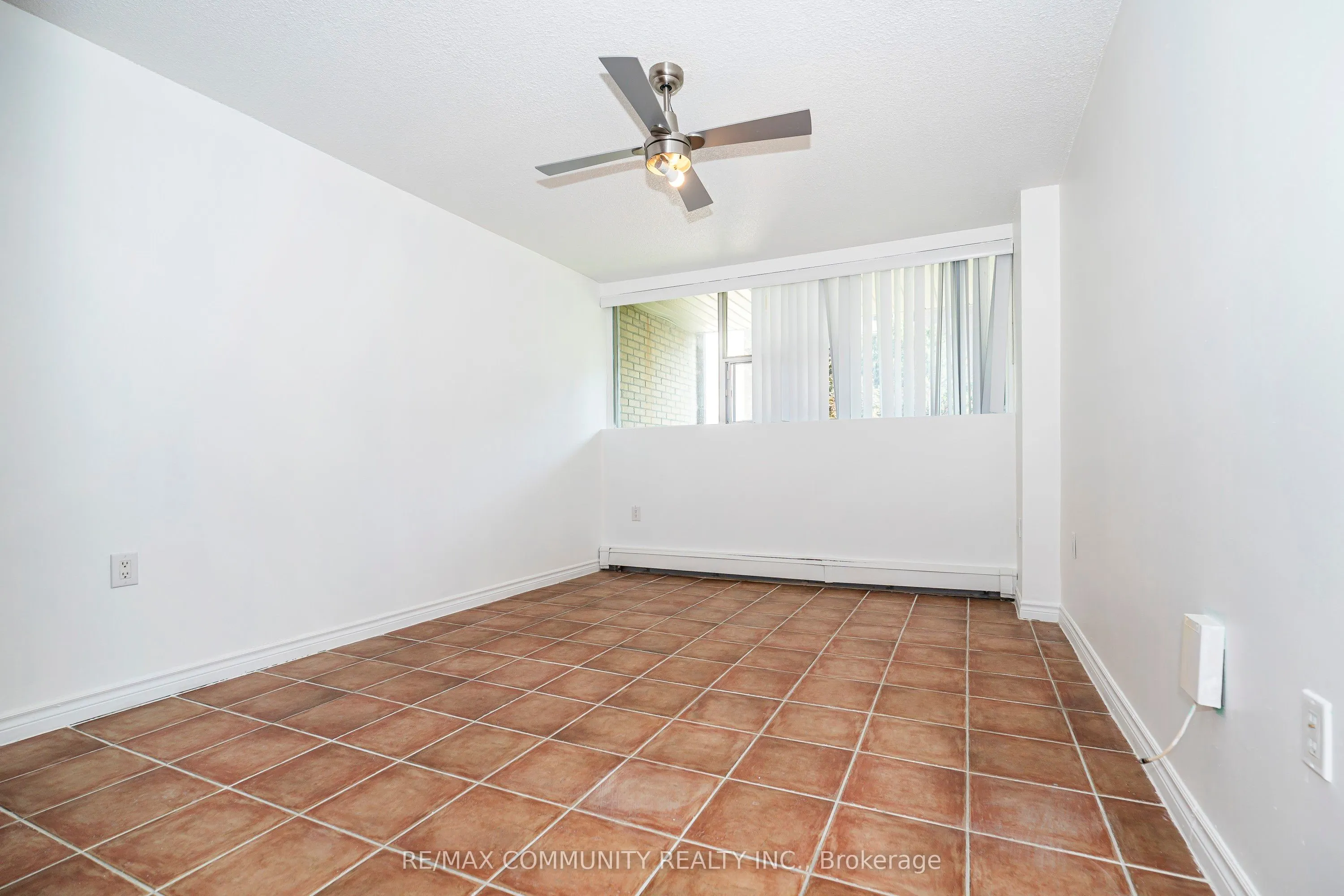 1624 Bloor Street, #9