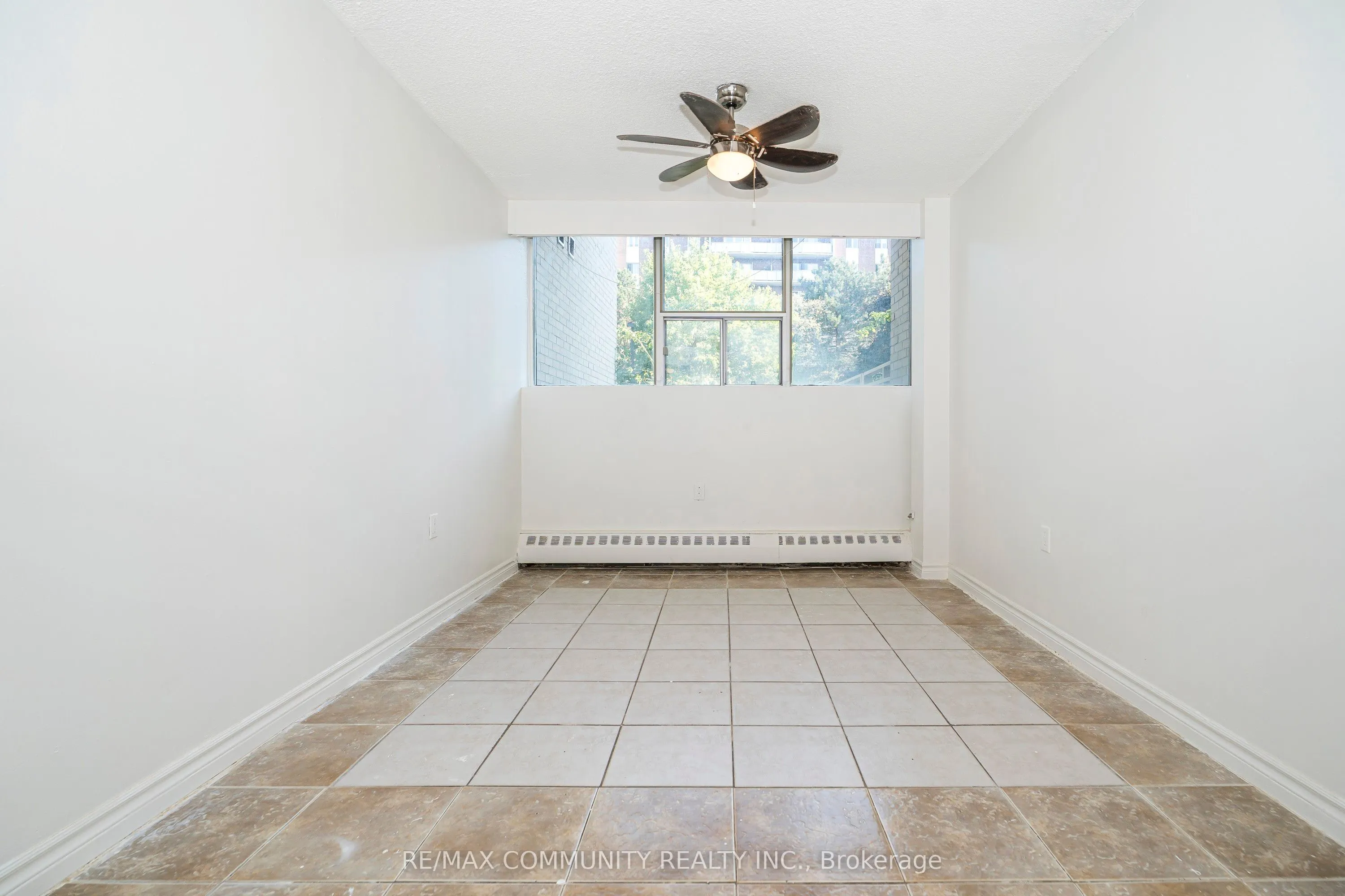 1624 Bloor Street, #9