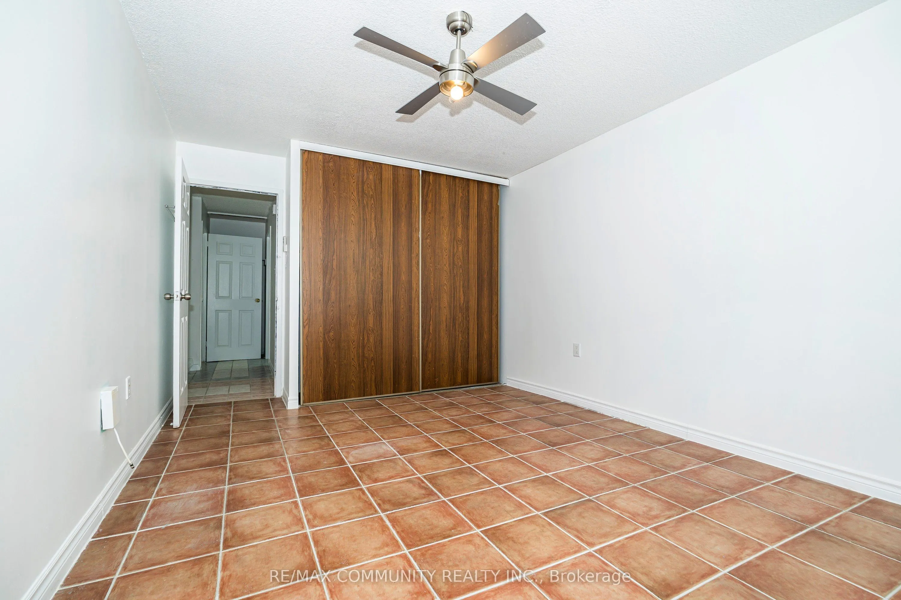 1624 Bloor Street, #9