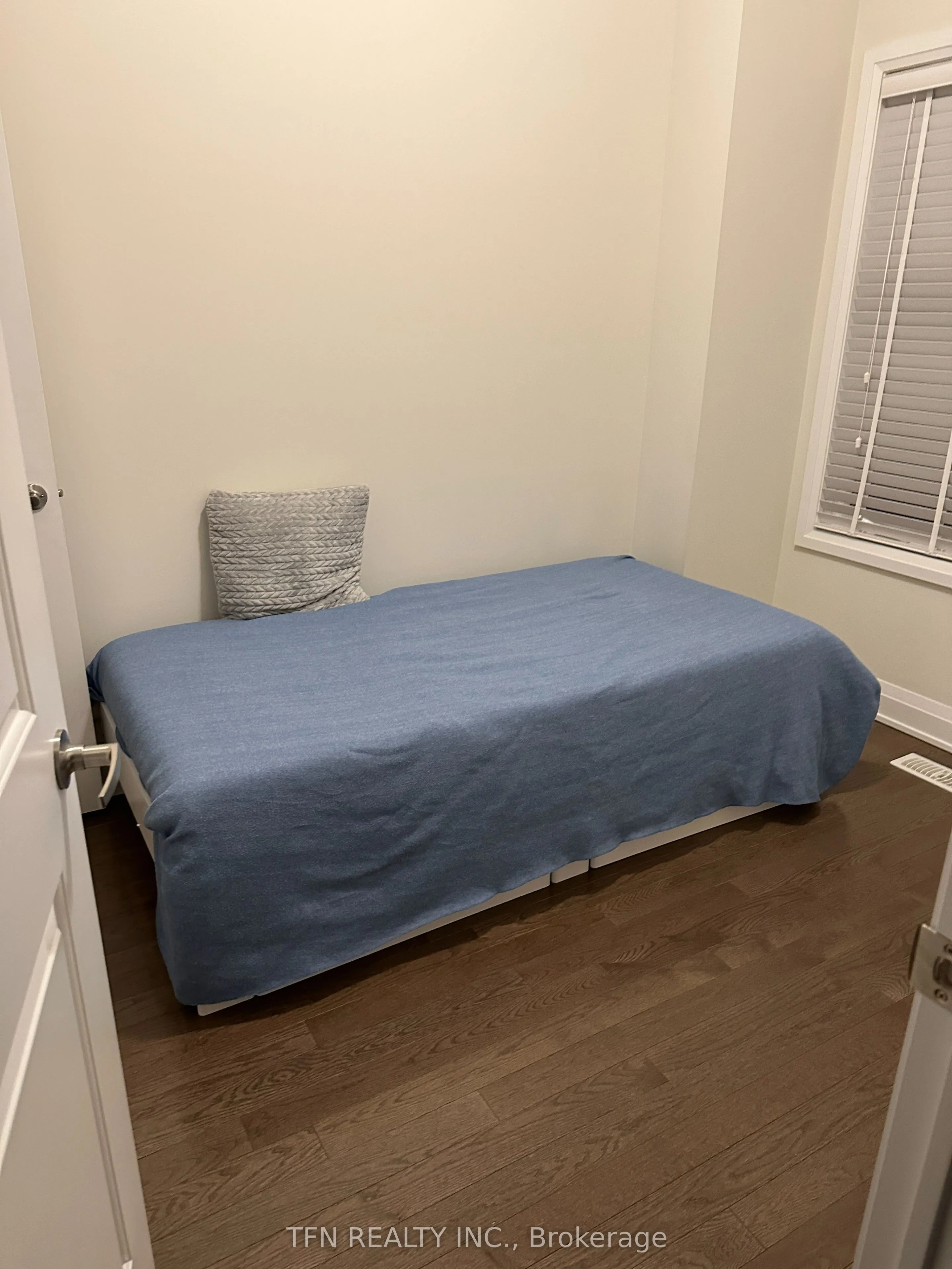 39 Oliana Way