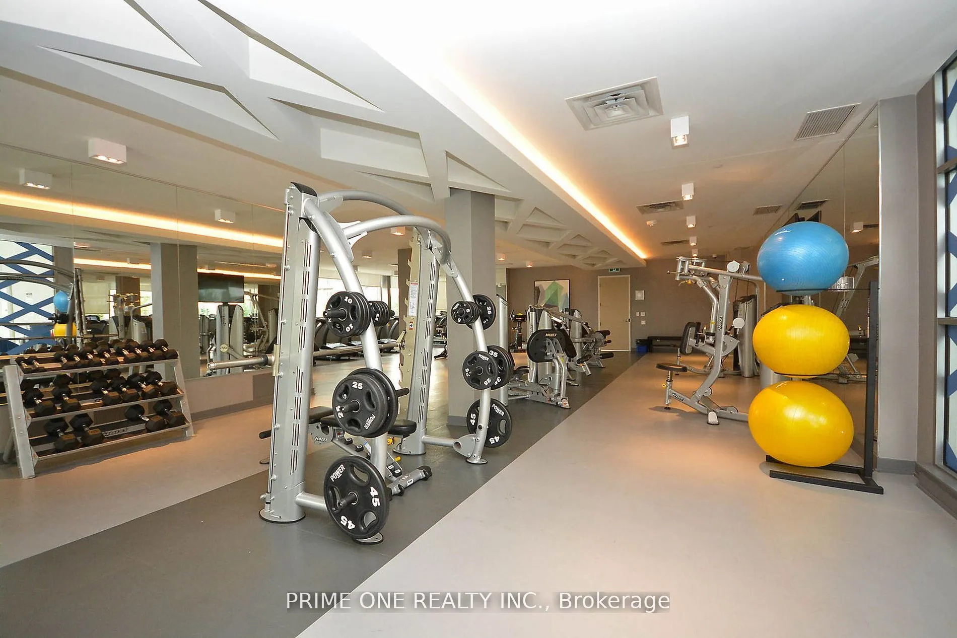 4699 Glen Erin Drive, #PH 04