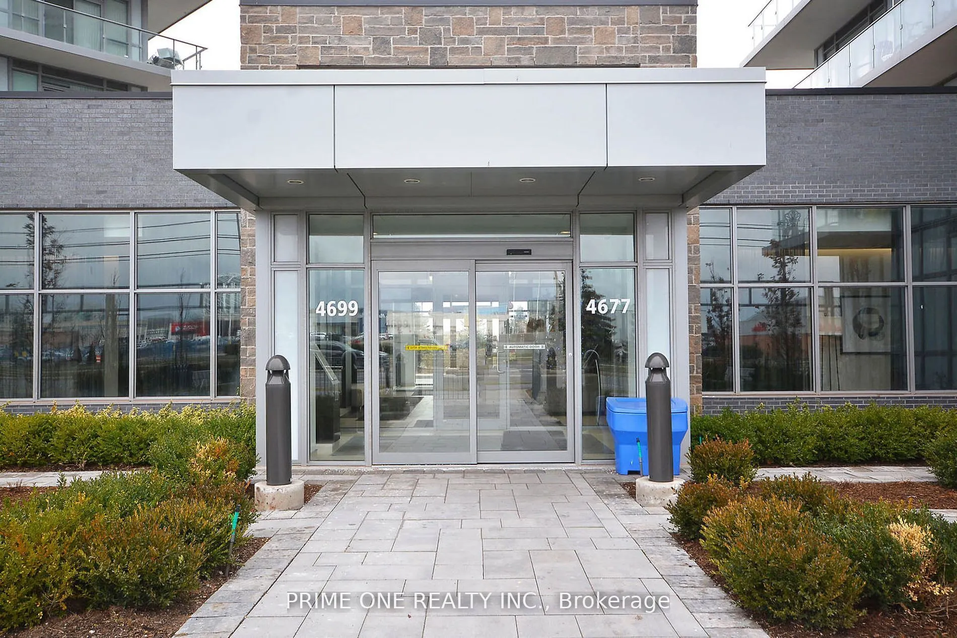 4699 Glen Erin Drive, #PH 04