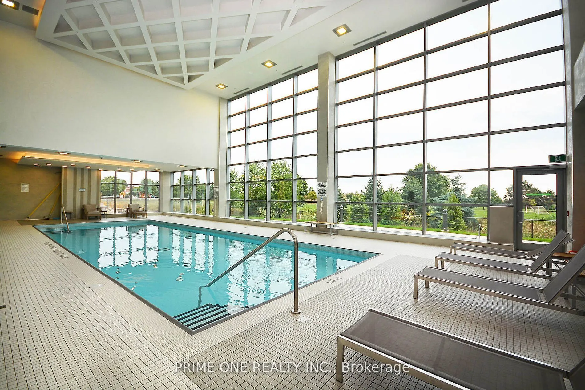 4699 Glen Erin Drive, #PH 04