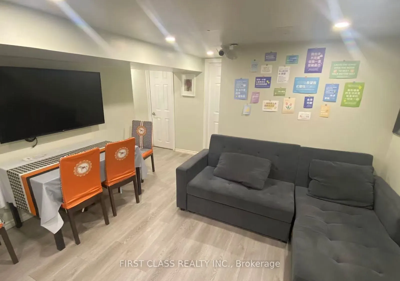 76 Macdonald Street, #room on 2nd flr