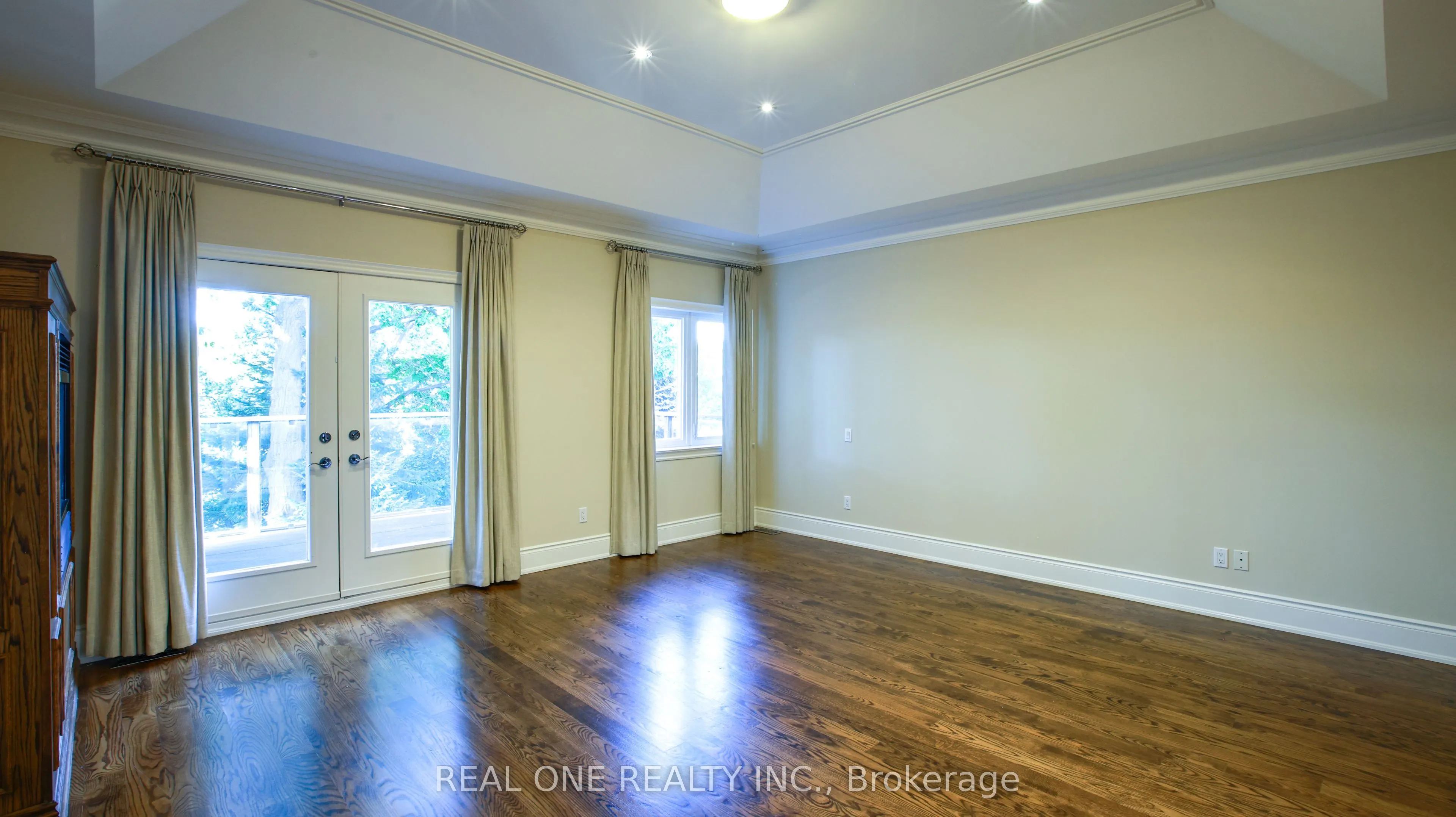 38 Stonegate Road