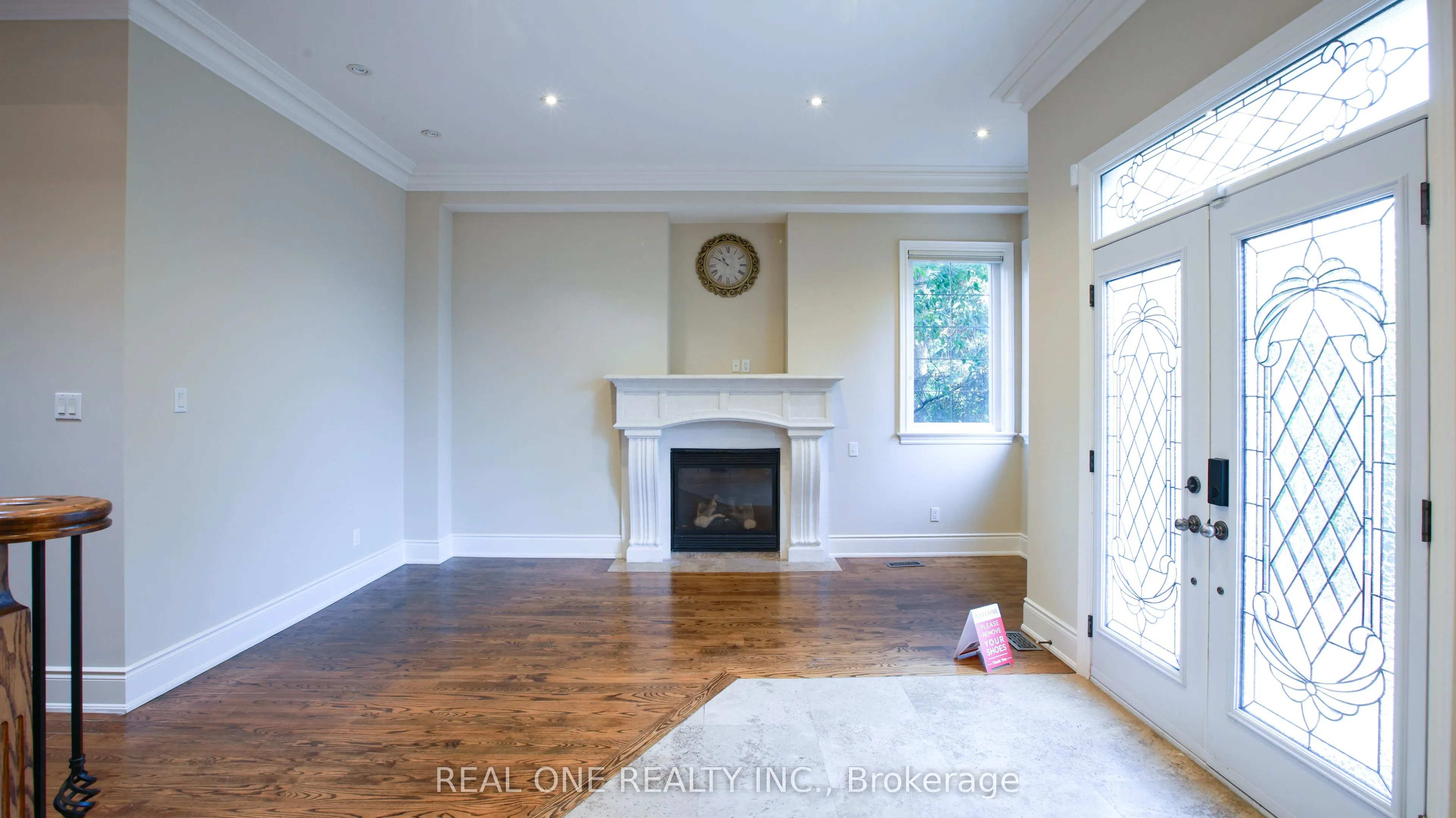 38 Stonegate Road