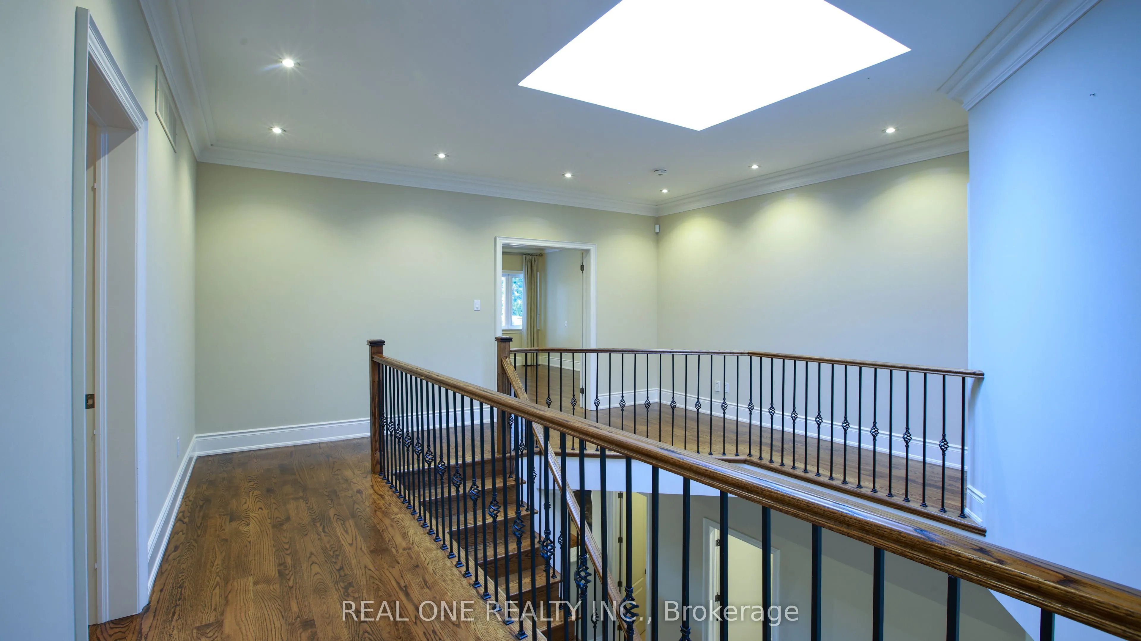 38 Stonegate Road