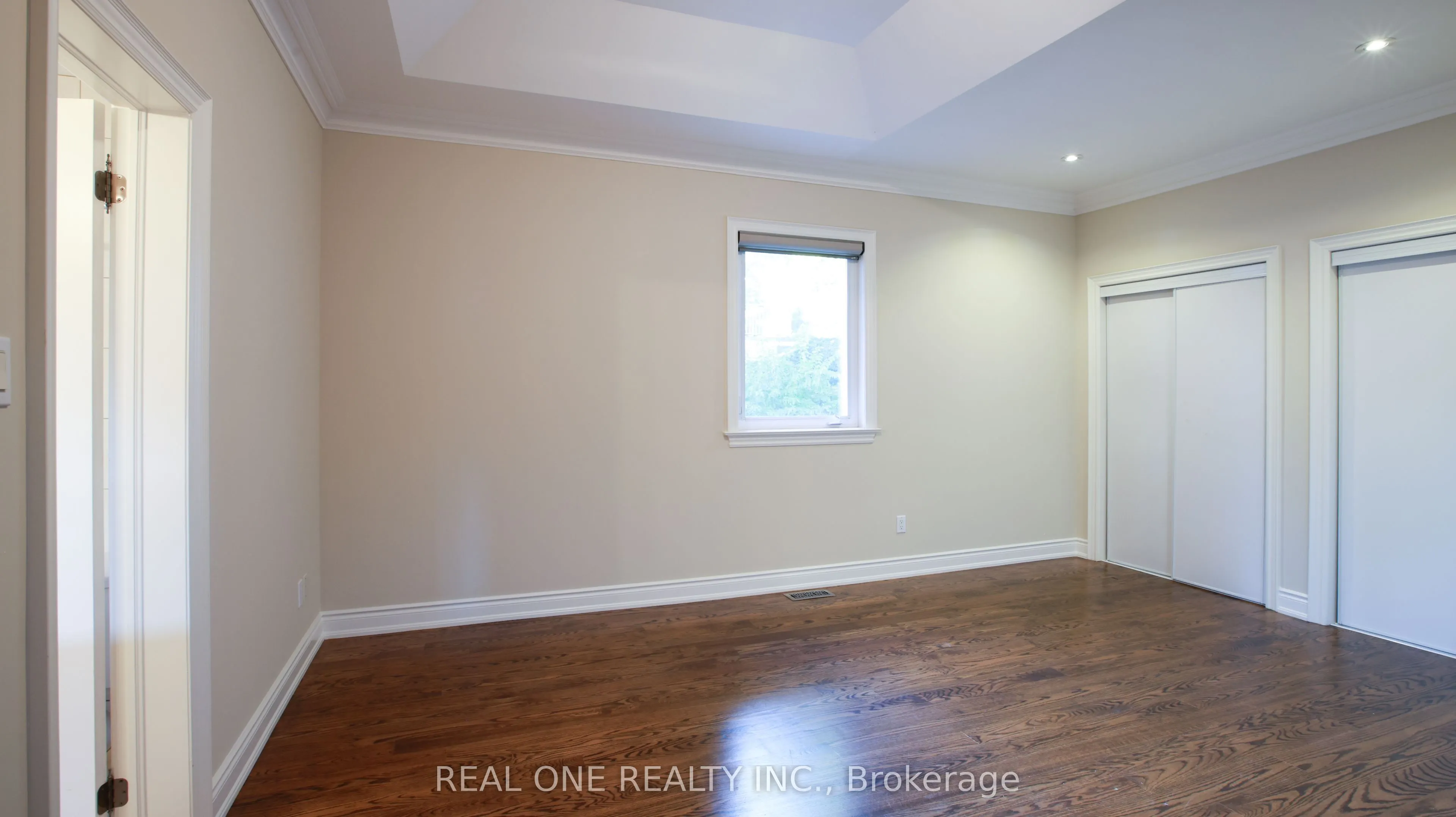 38 Stonegate Road