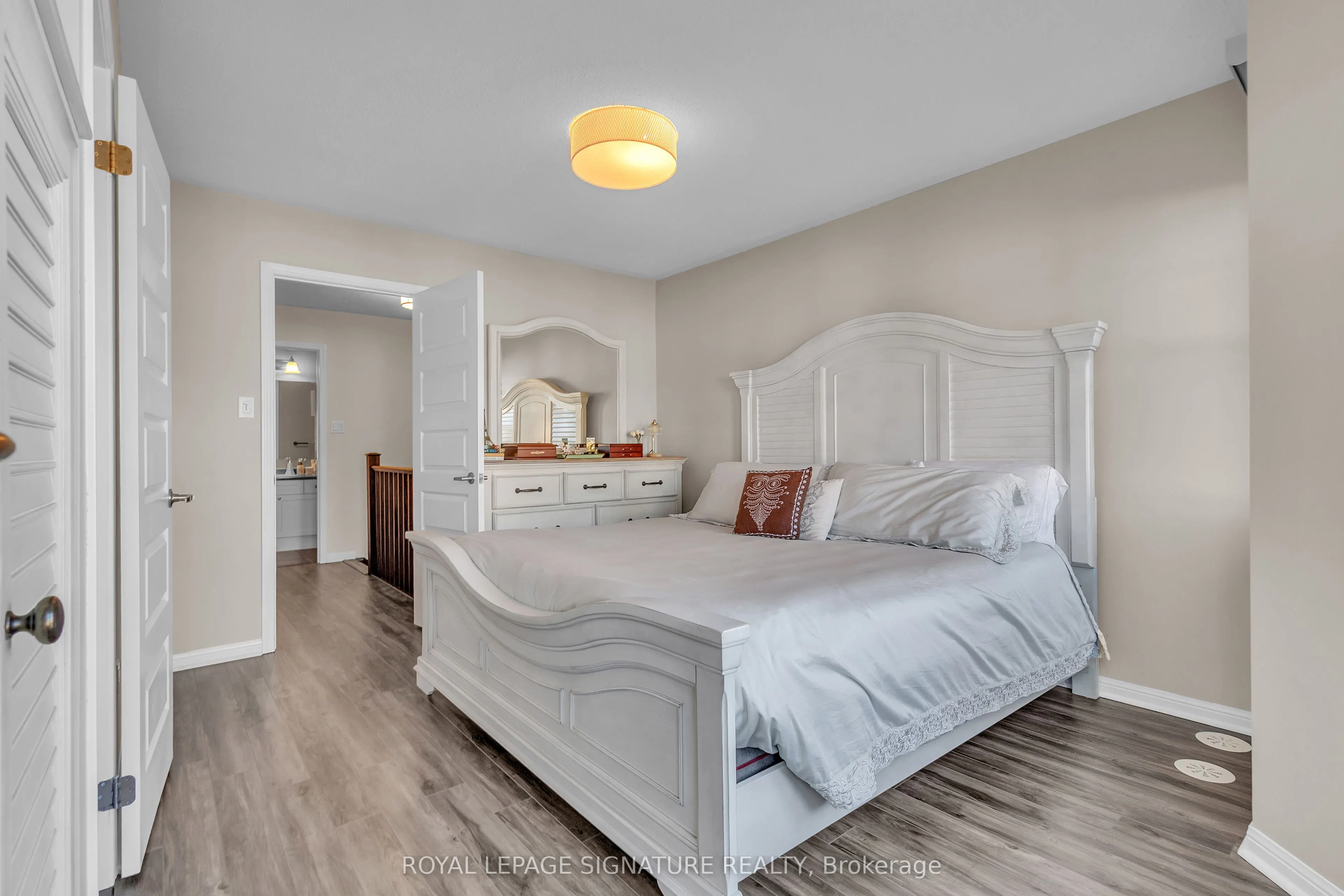 966 Nadalin Heights