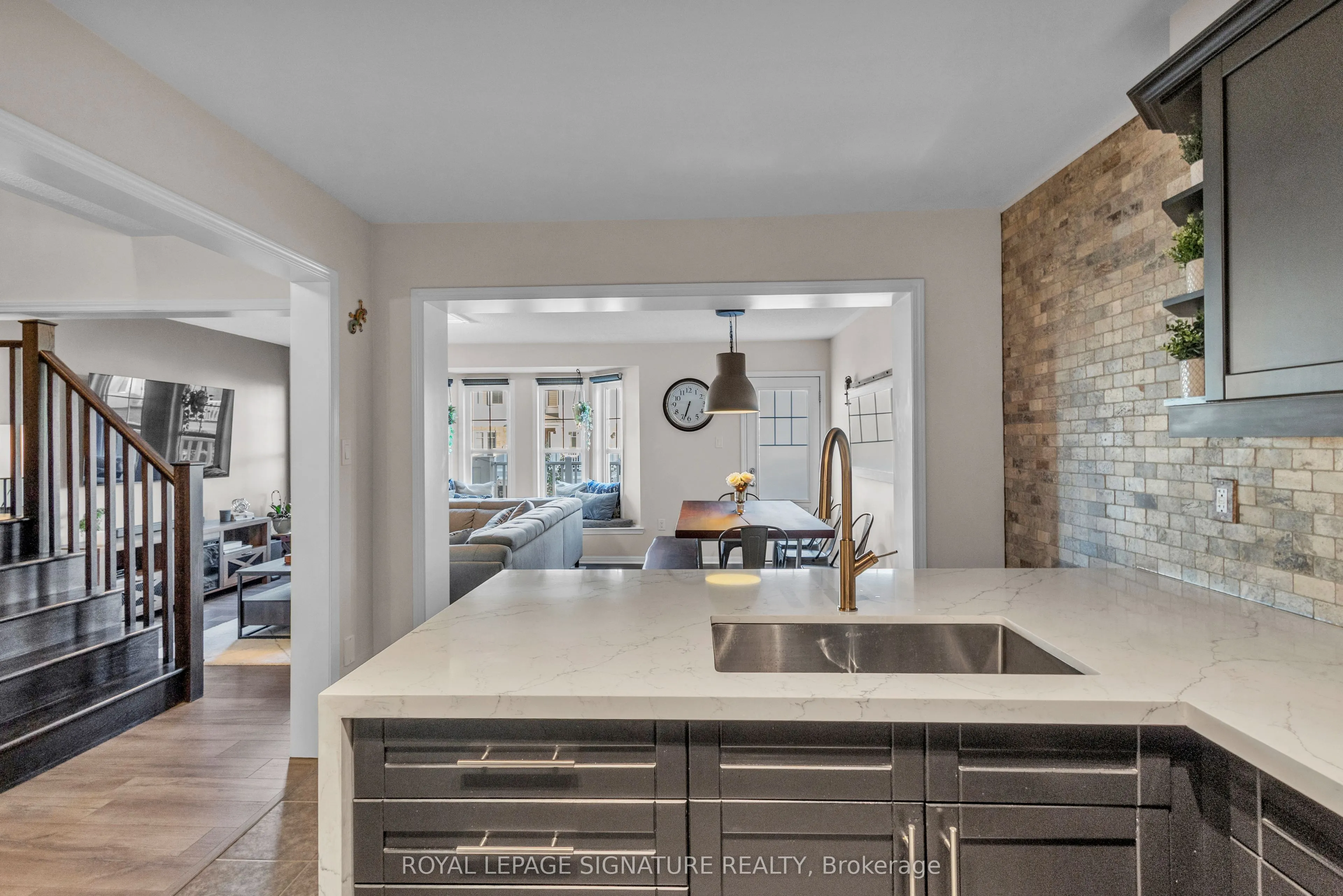 966 Nadalin Heights