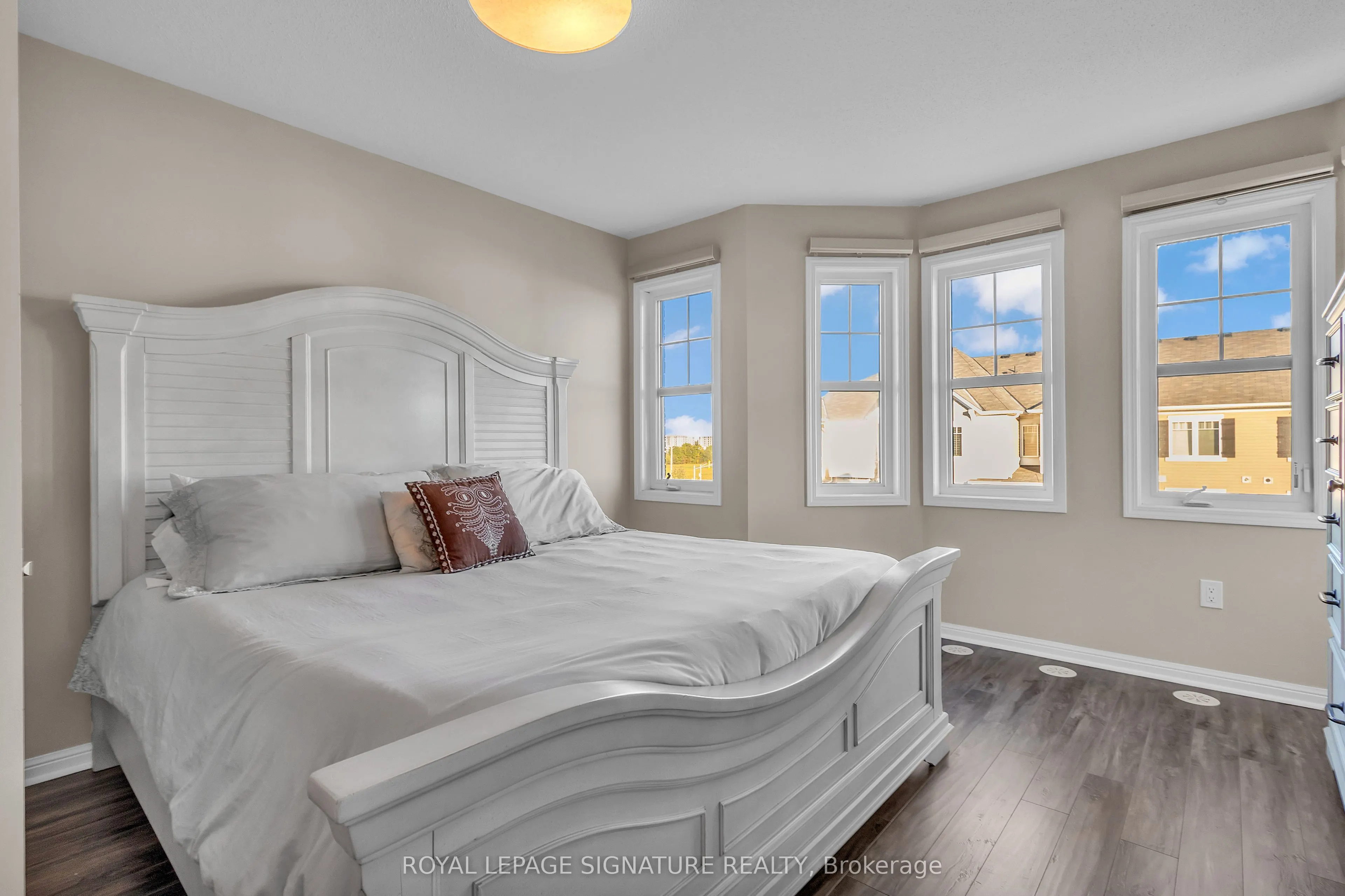 966 Nadalin Heights
