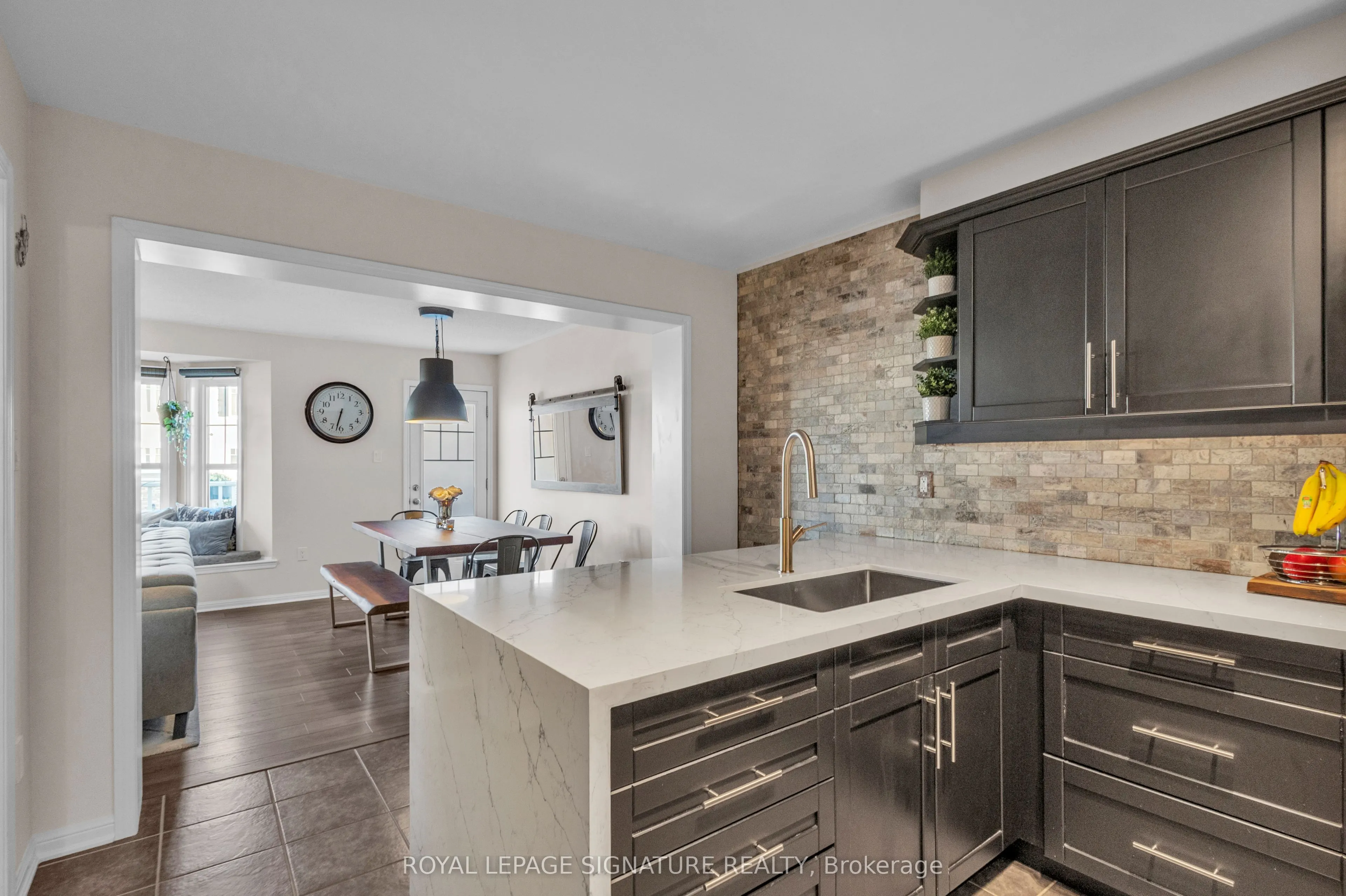 966 Nadalin Heights