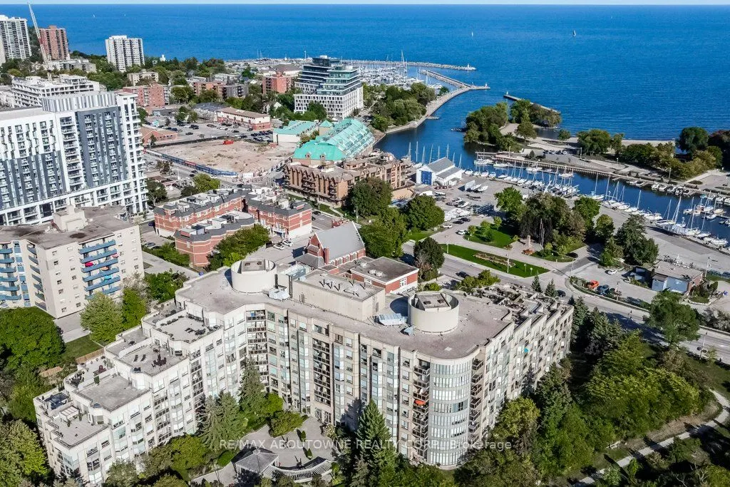 2511 Lakeshore Road W, #519